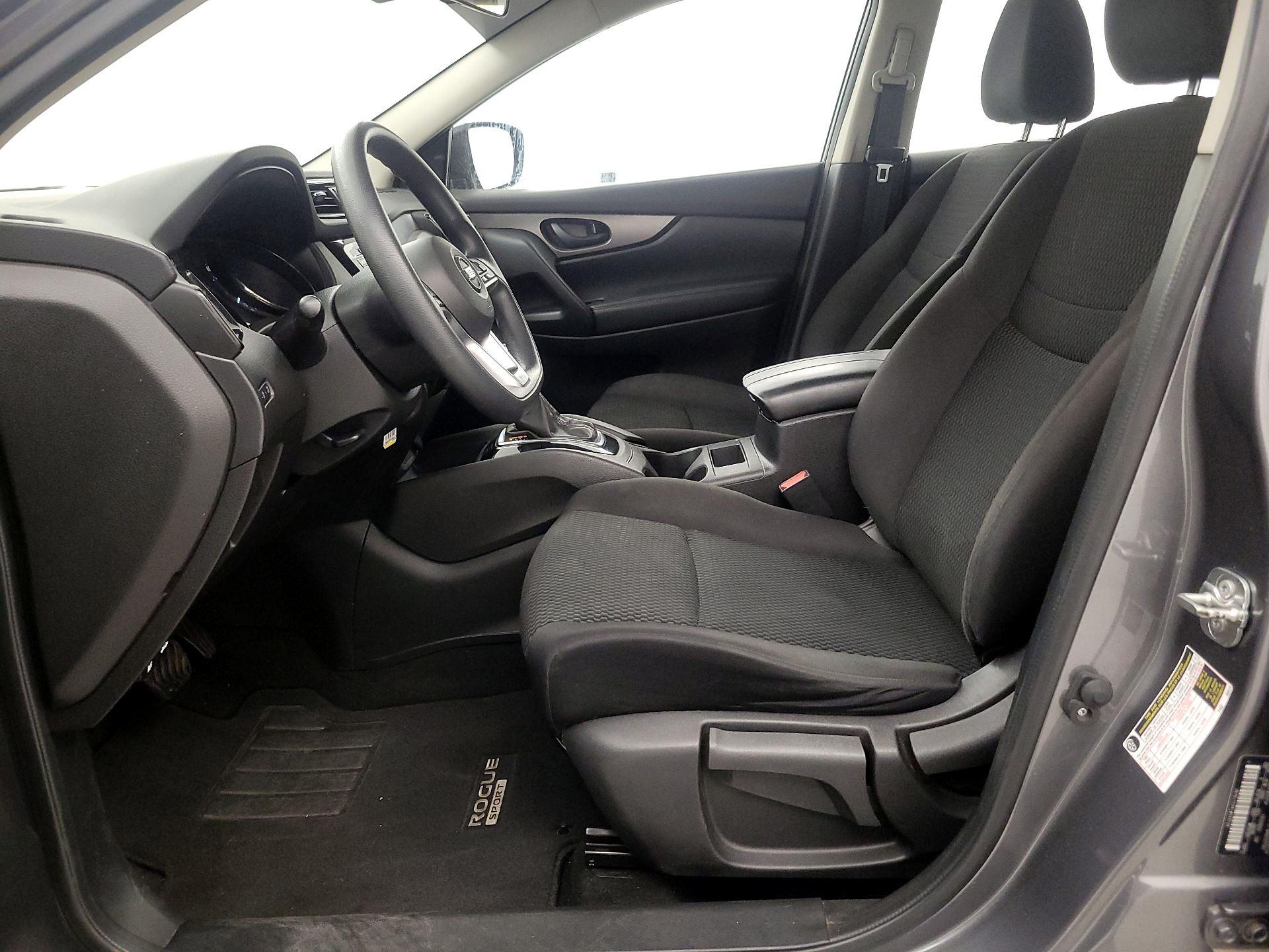 Thumbnail: 2020 Nissan Rogue Sport - 11
