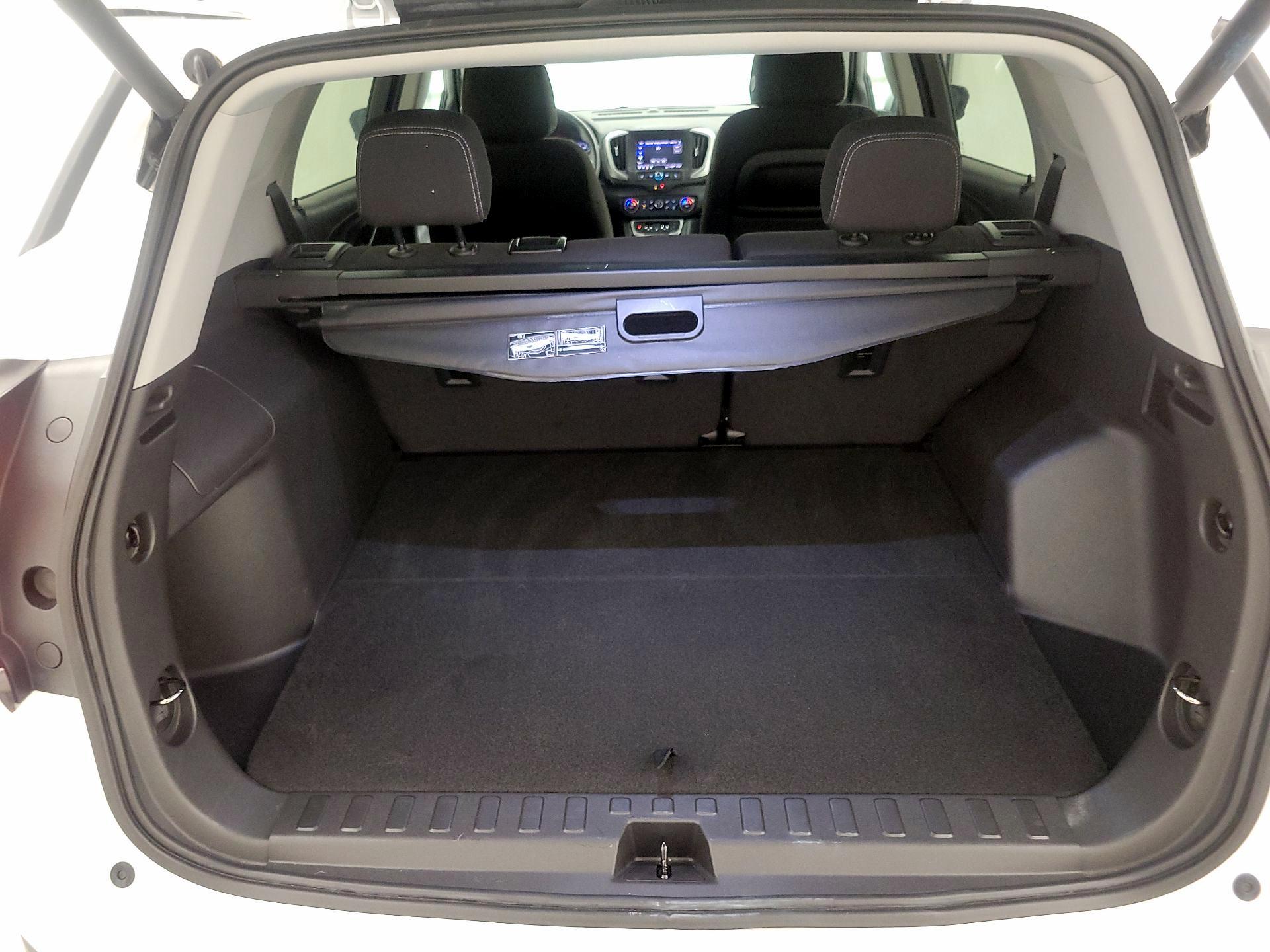 Thumbnail: 2023 GMC Terrain - 20