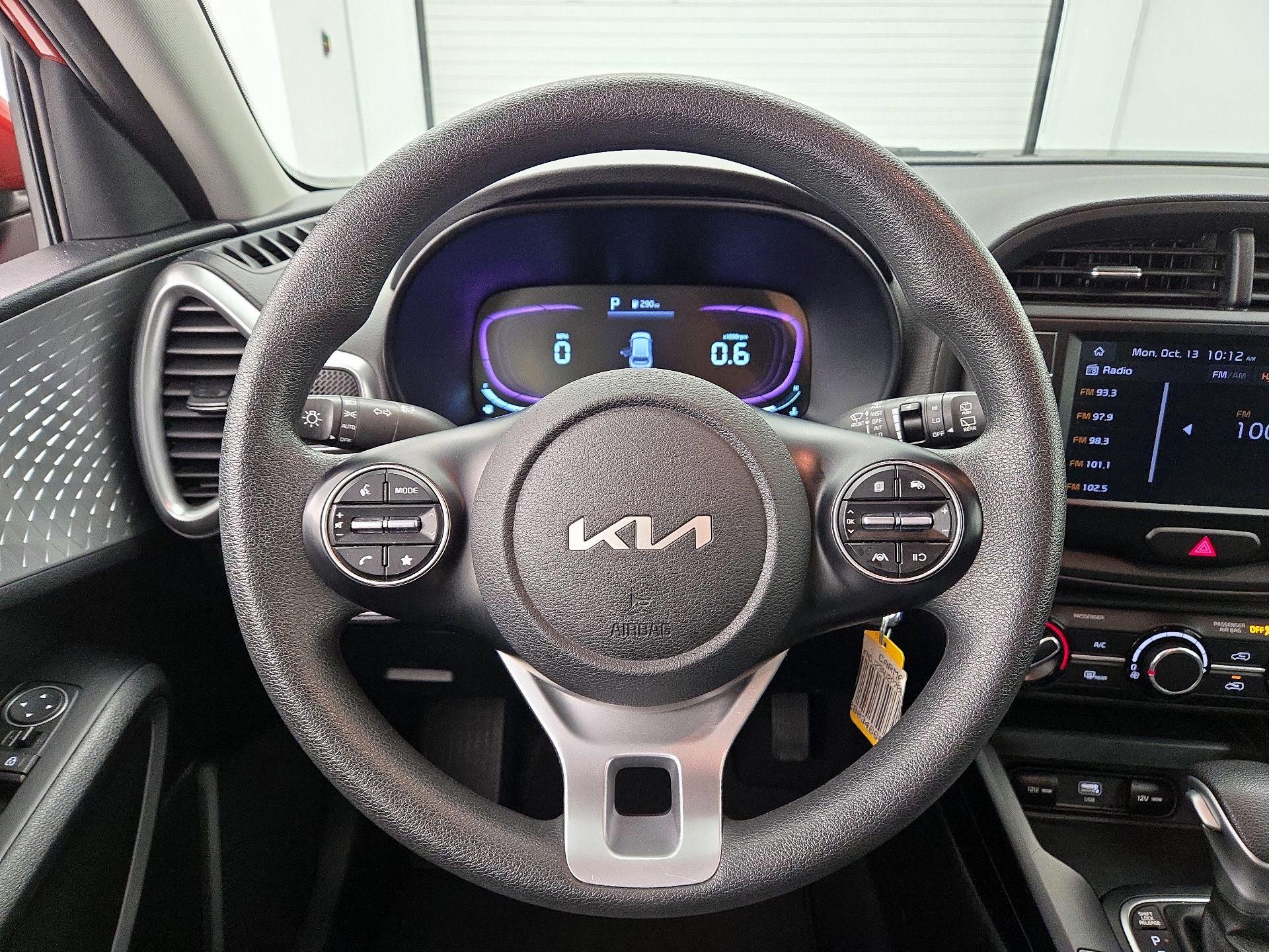 Thumbnail: 2023 Kia Soul - 10