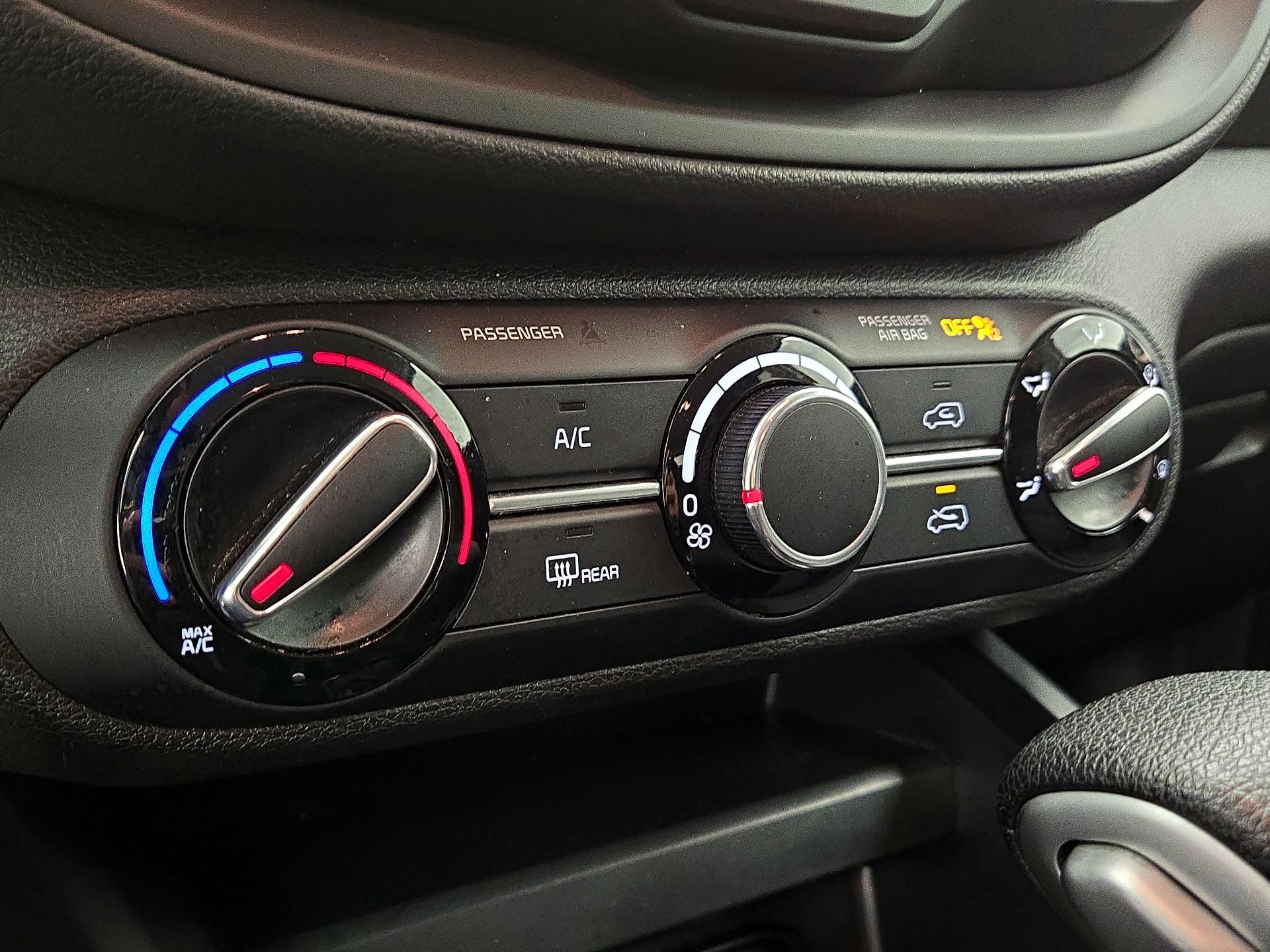 Thumbnail: 2023 Kia Soul - 16