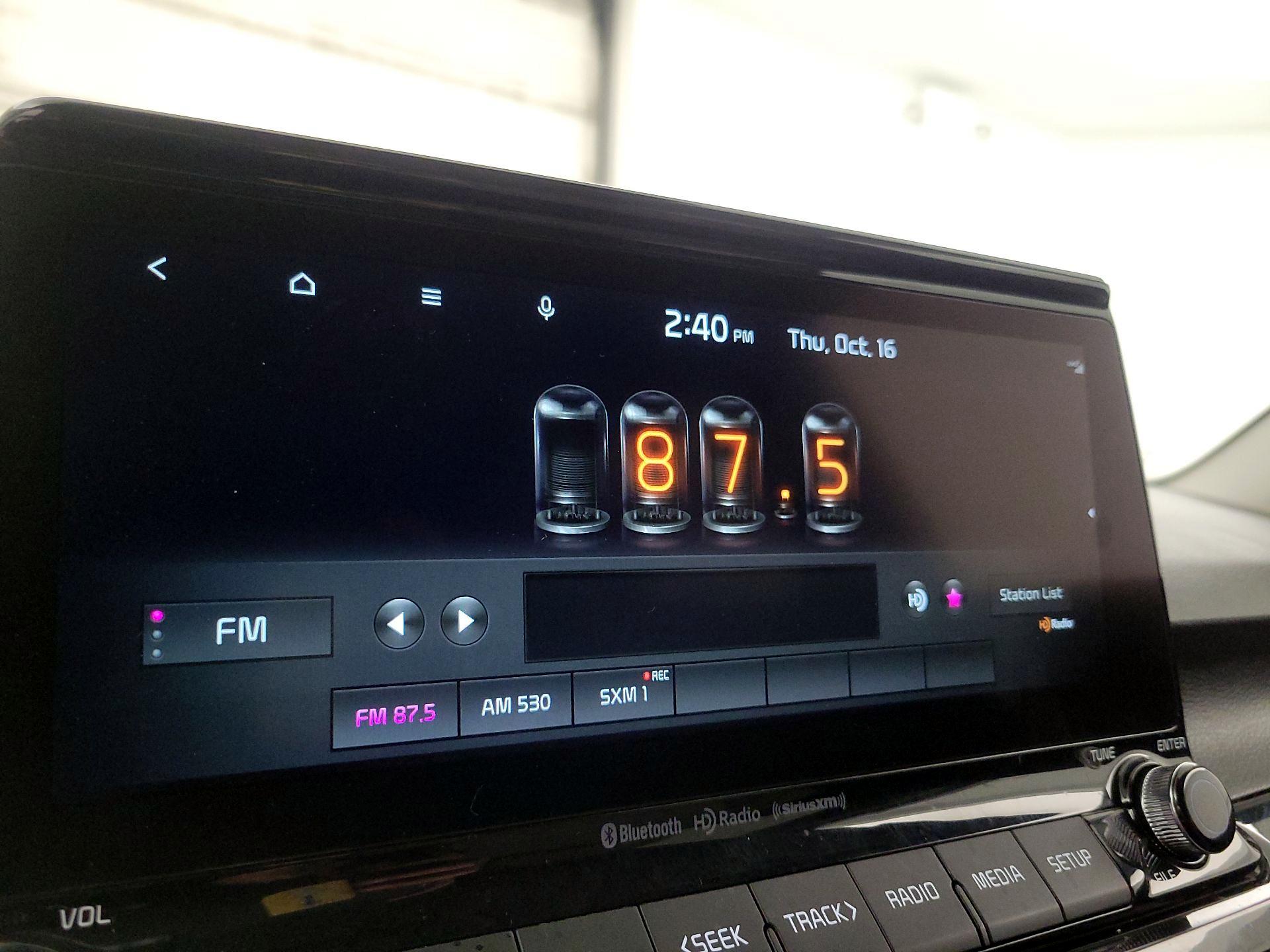 Thumbnail: 2023 Kia Seltos - 16