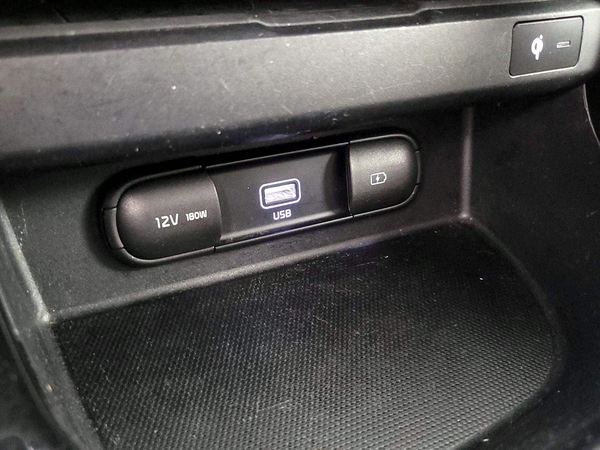 Thumbnail: 2023 Kia Seltos - 19