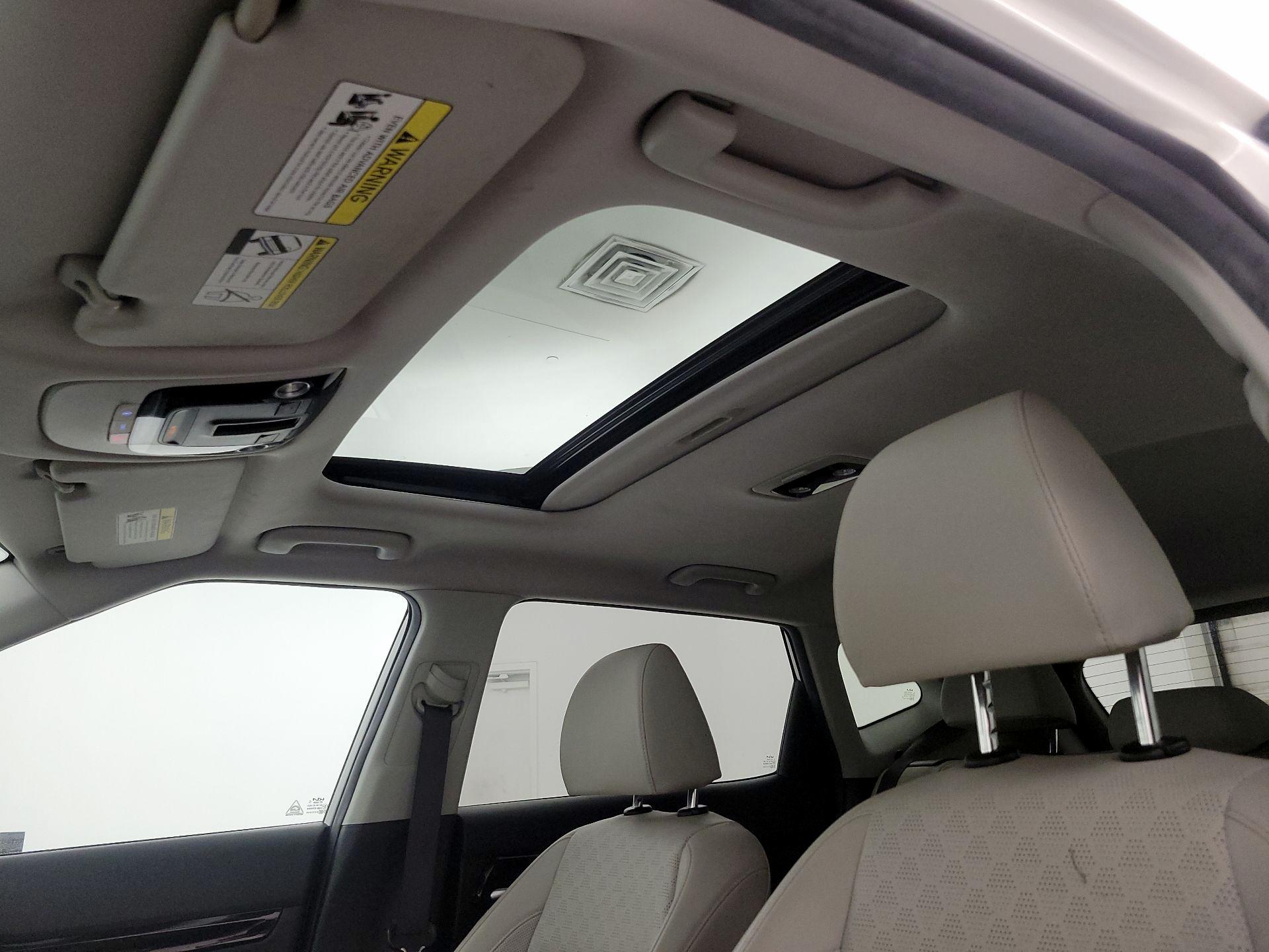 Thumbnail: 2023 Kia Seltos - 20