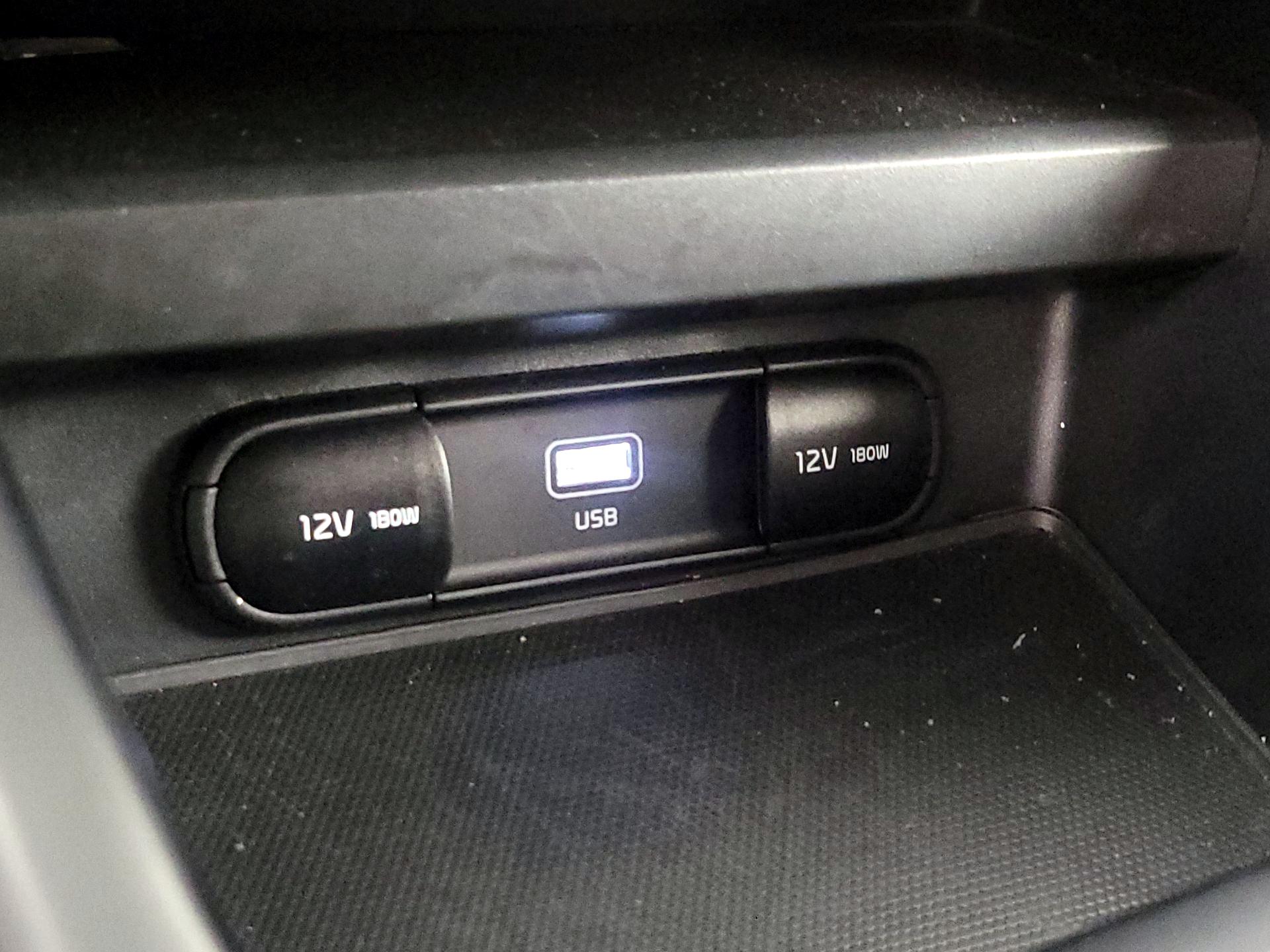 Thumbnail: 2023 Kia Soul - 18