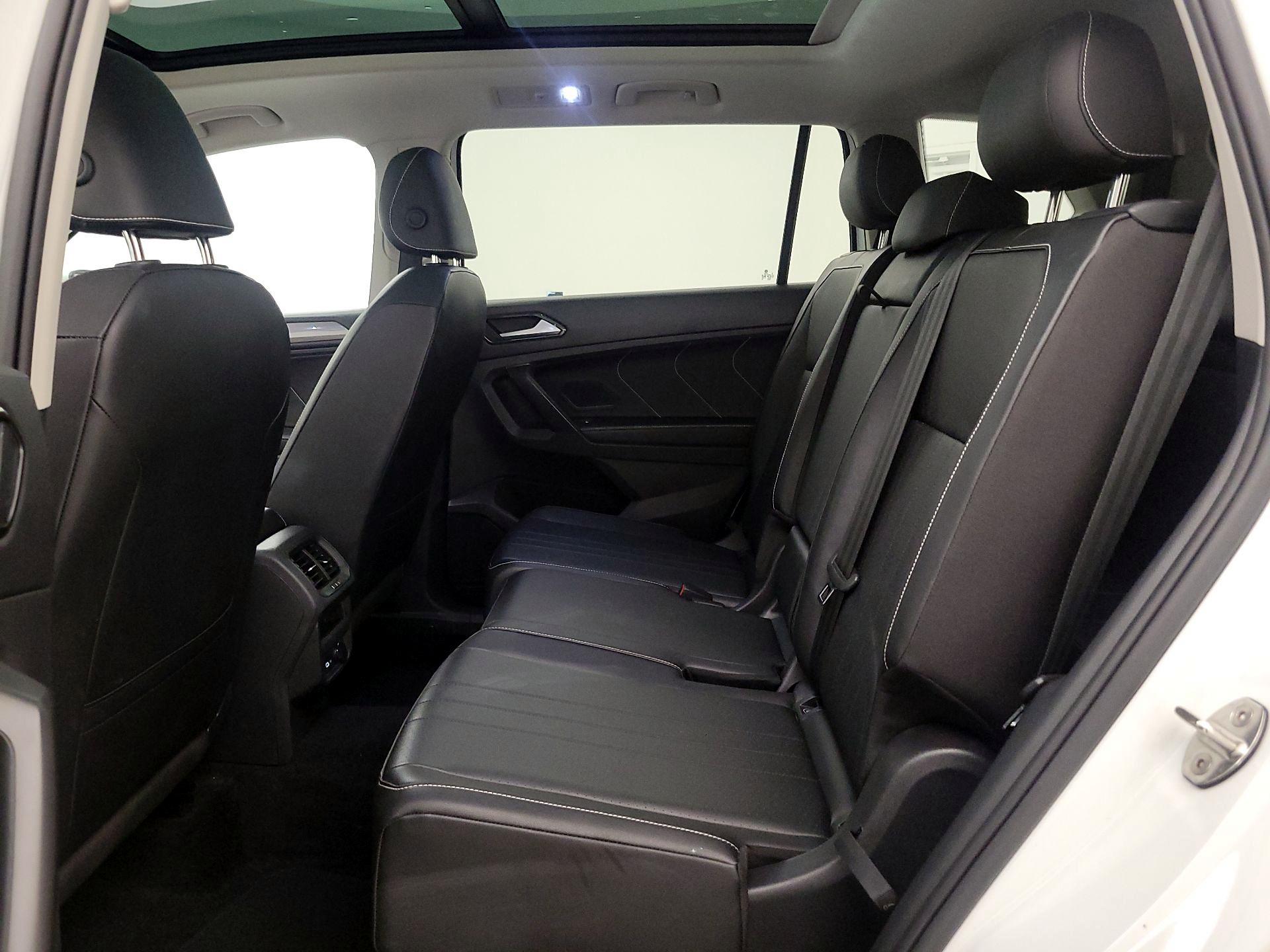 Thumbnail: 2022 Volkswagen Tiguan - 20