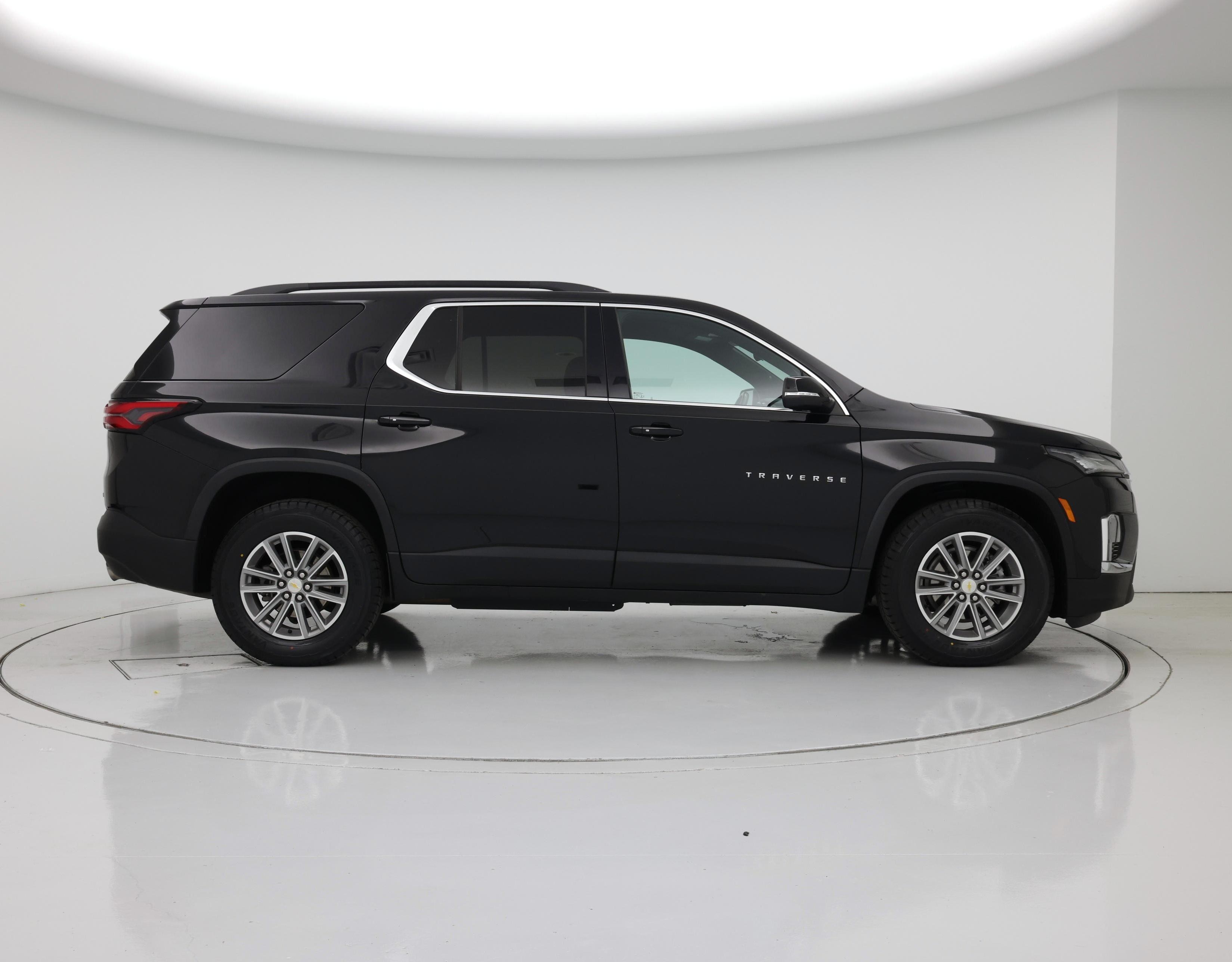 Thumbnail: 2022 Chevrolet Traverse - 7