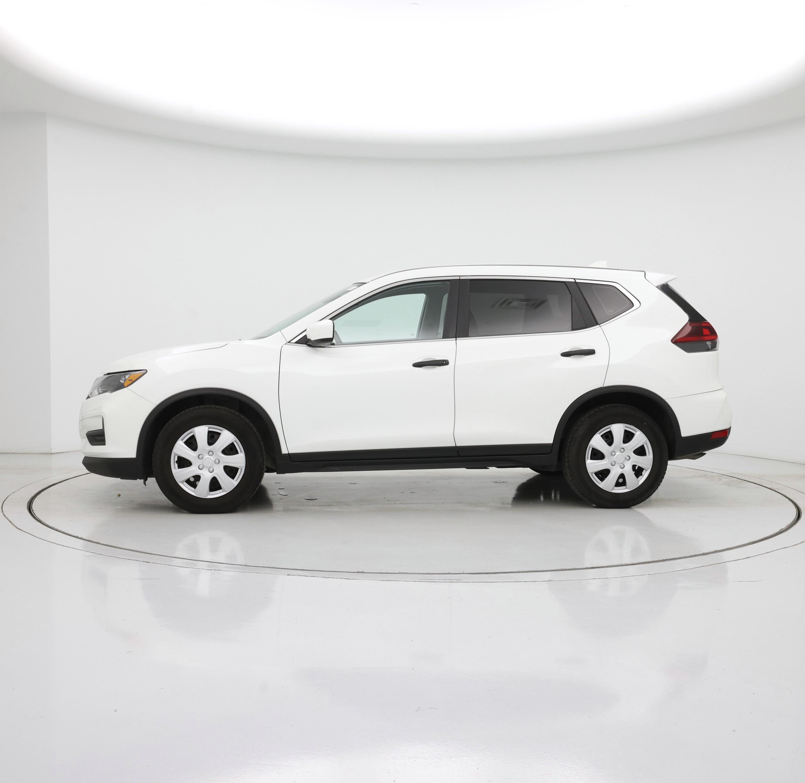 Thumbnail: 2020 Nissan Rogue - 3