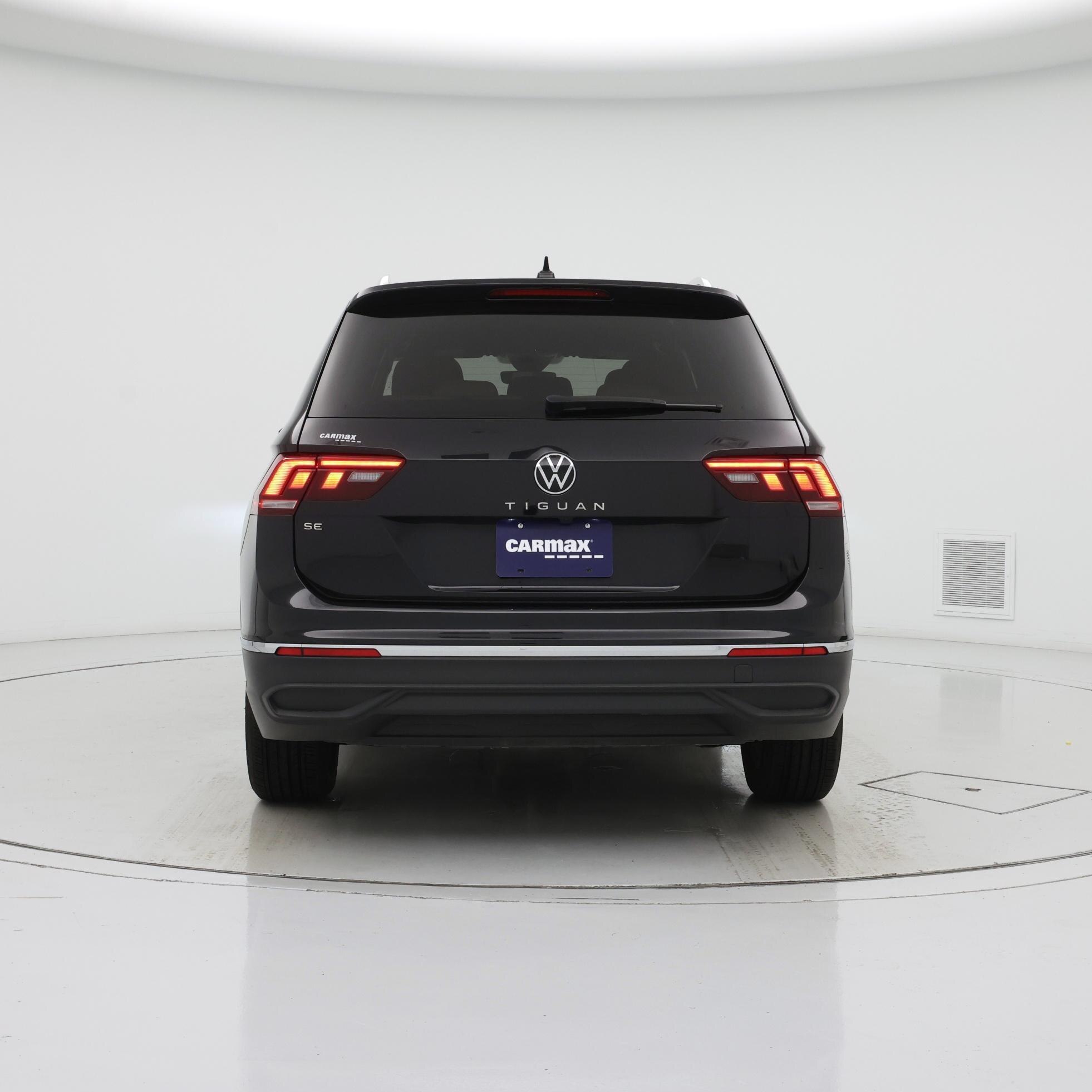 Thumbnail: 2022 Volkswagen Tiguan - 6