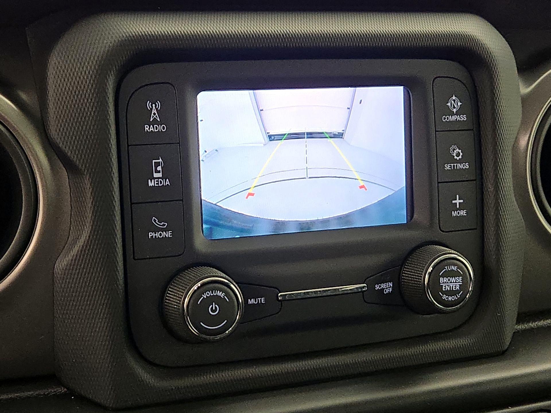 Thumbnail: 2021 Jeep Wrangler - 14