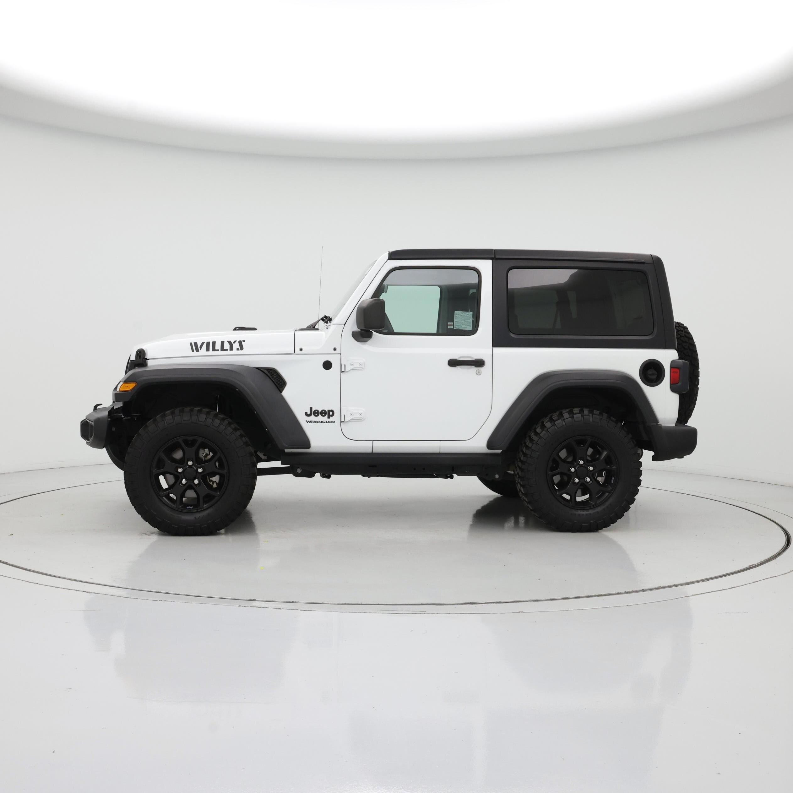Thumbnail: 2021 Jeep Wrangler - 3