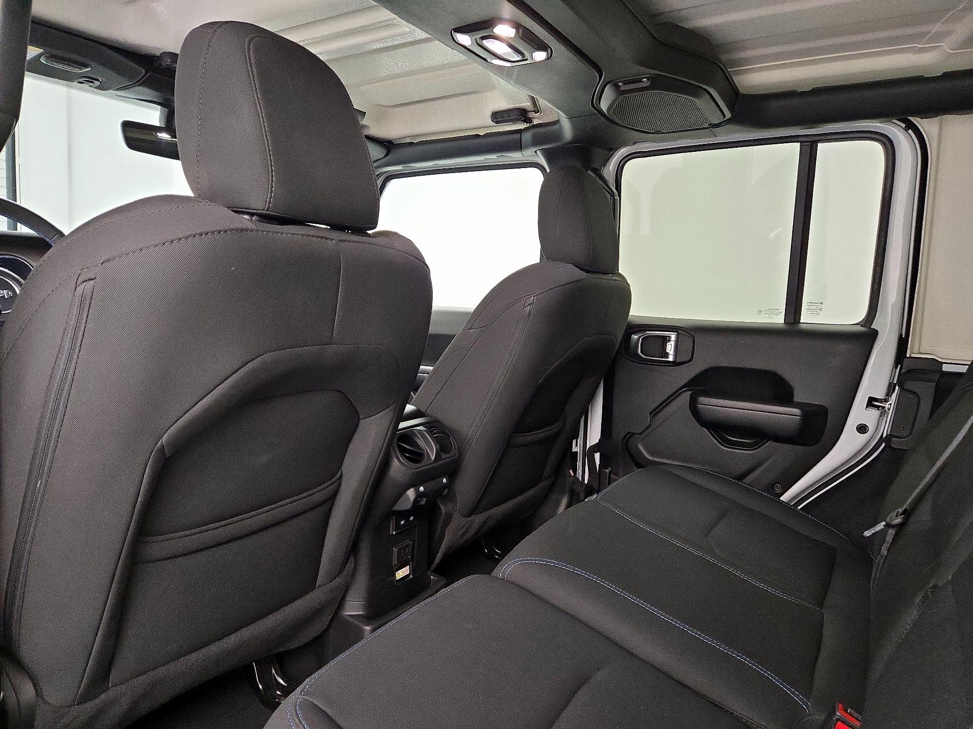 Thumbnail: 2023 Jeep Wrangler - 20