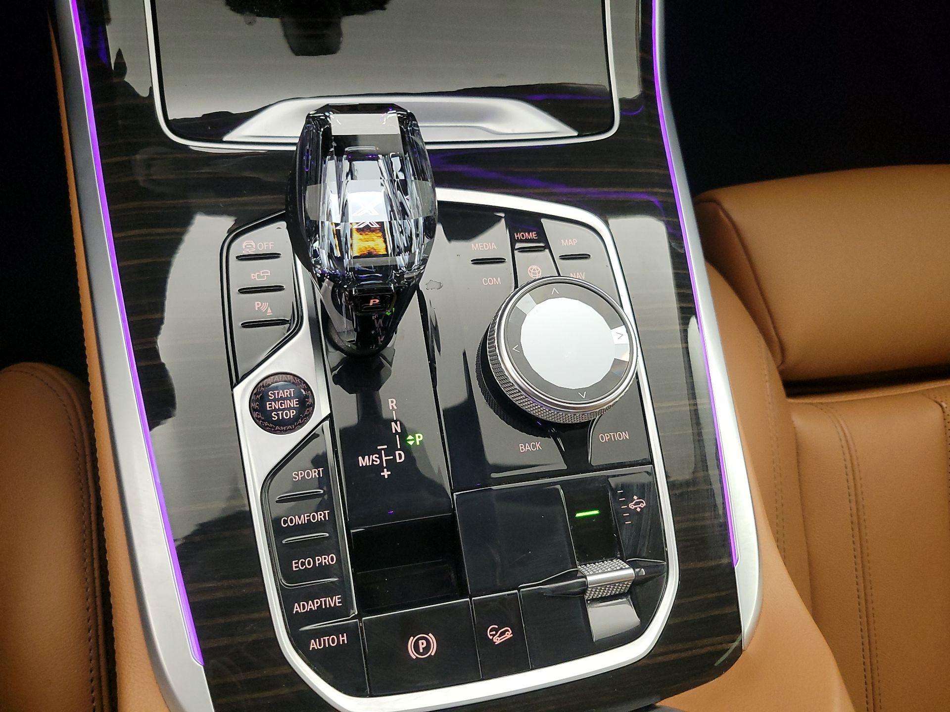 Thumbnail: 2021 BMW X7 - 18