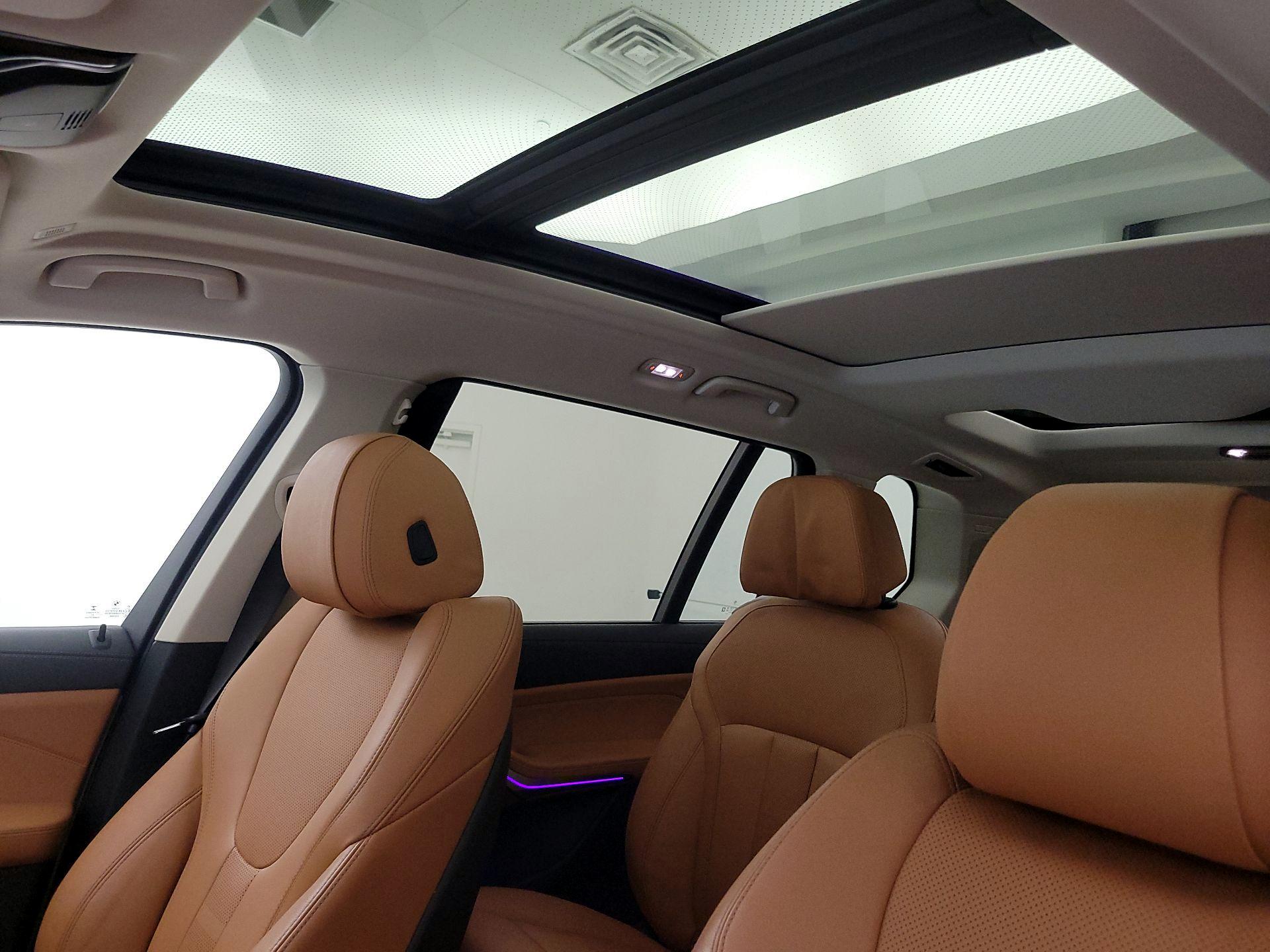Thumbnail: 2021 BMW X7 - 20