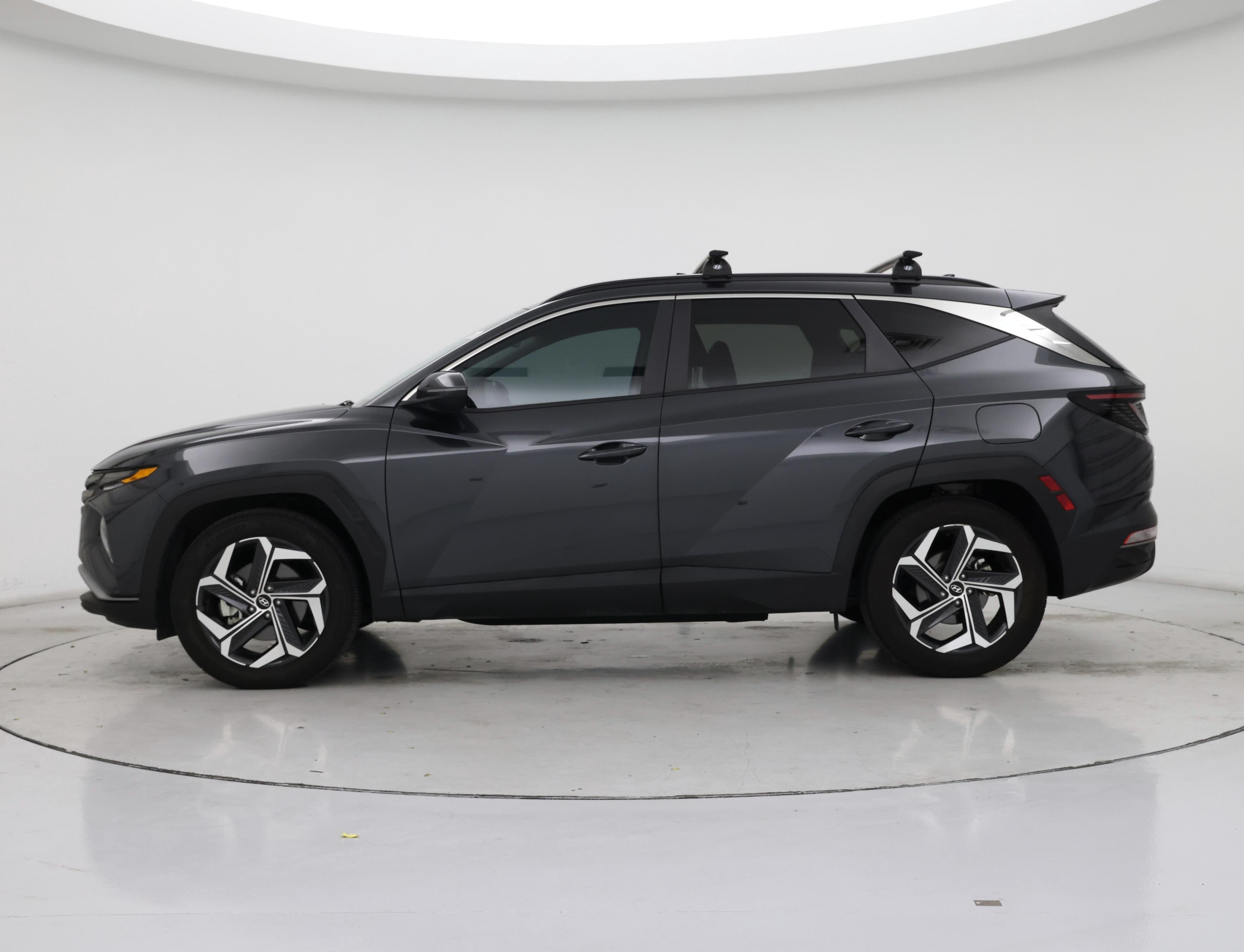 Thumbnail: 2022 Hyundai Tucson - 3