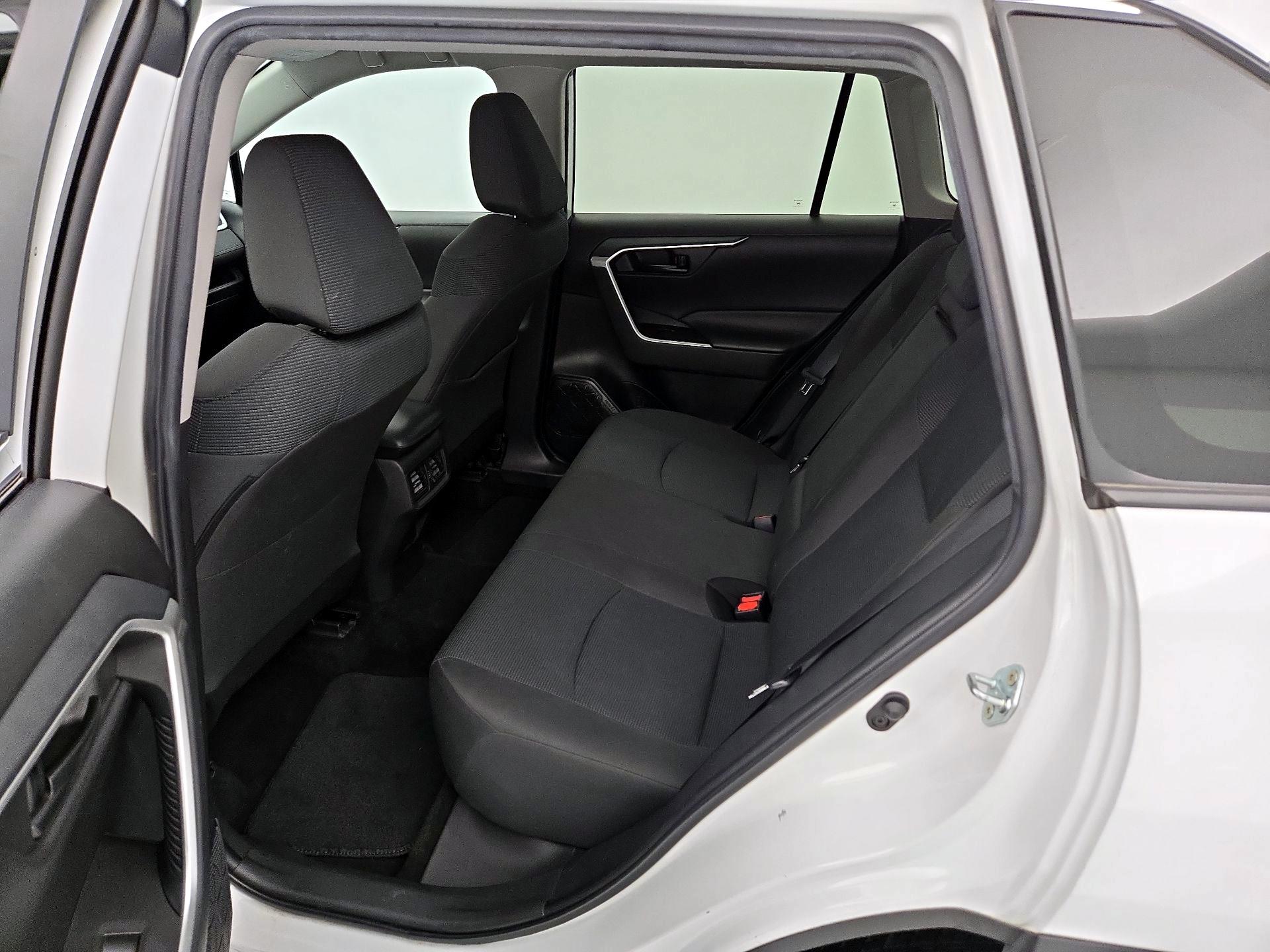 Thumbnail: 2023 Toyota RAV4 - 19
