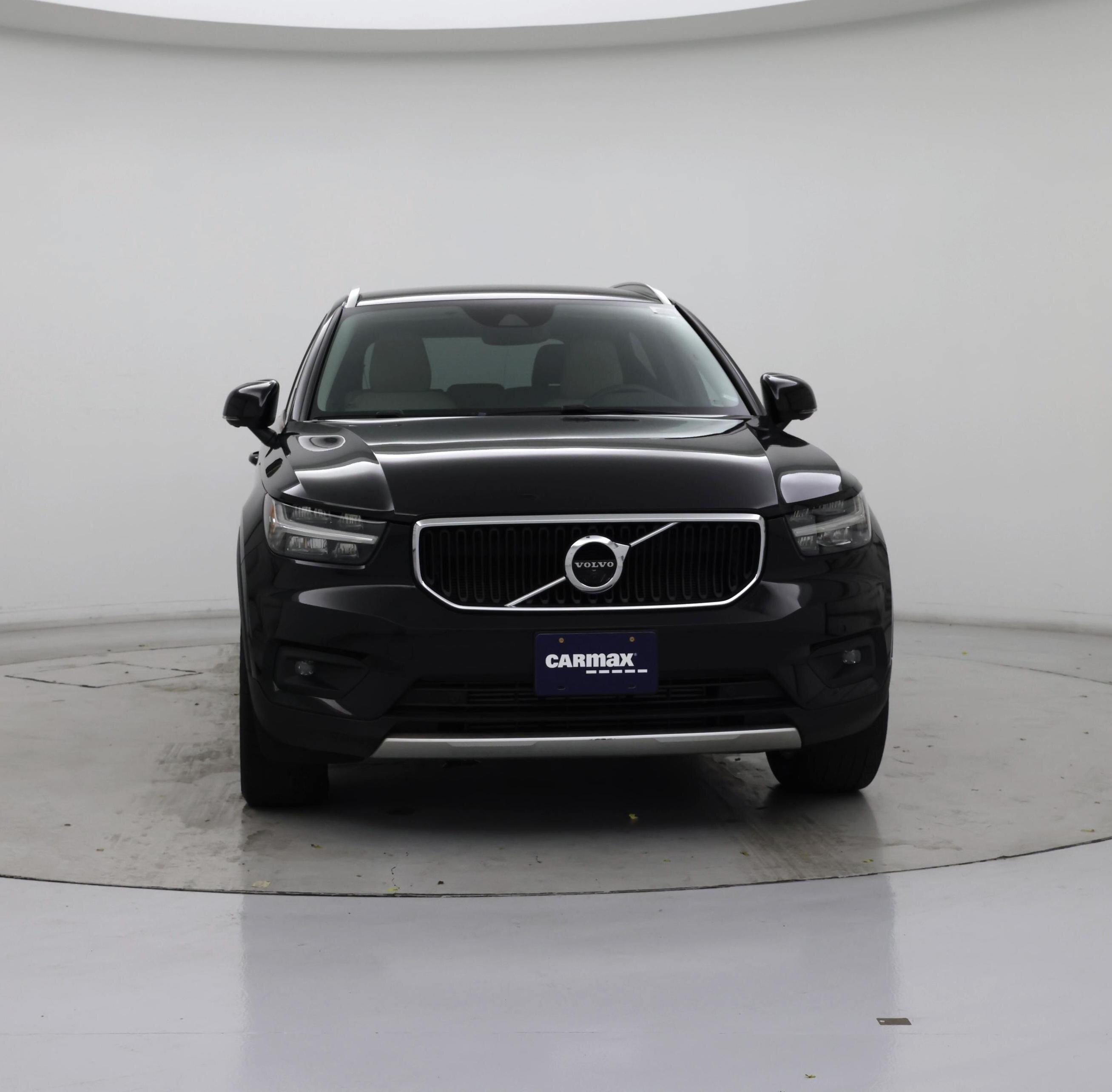 Thumbnail: 2022 Volvo XC40 - 5