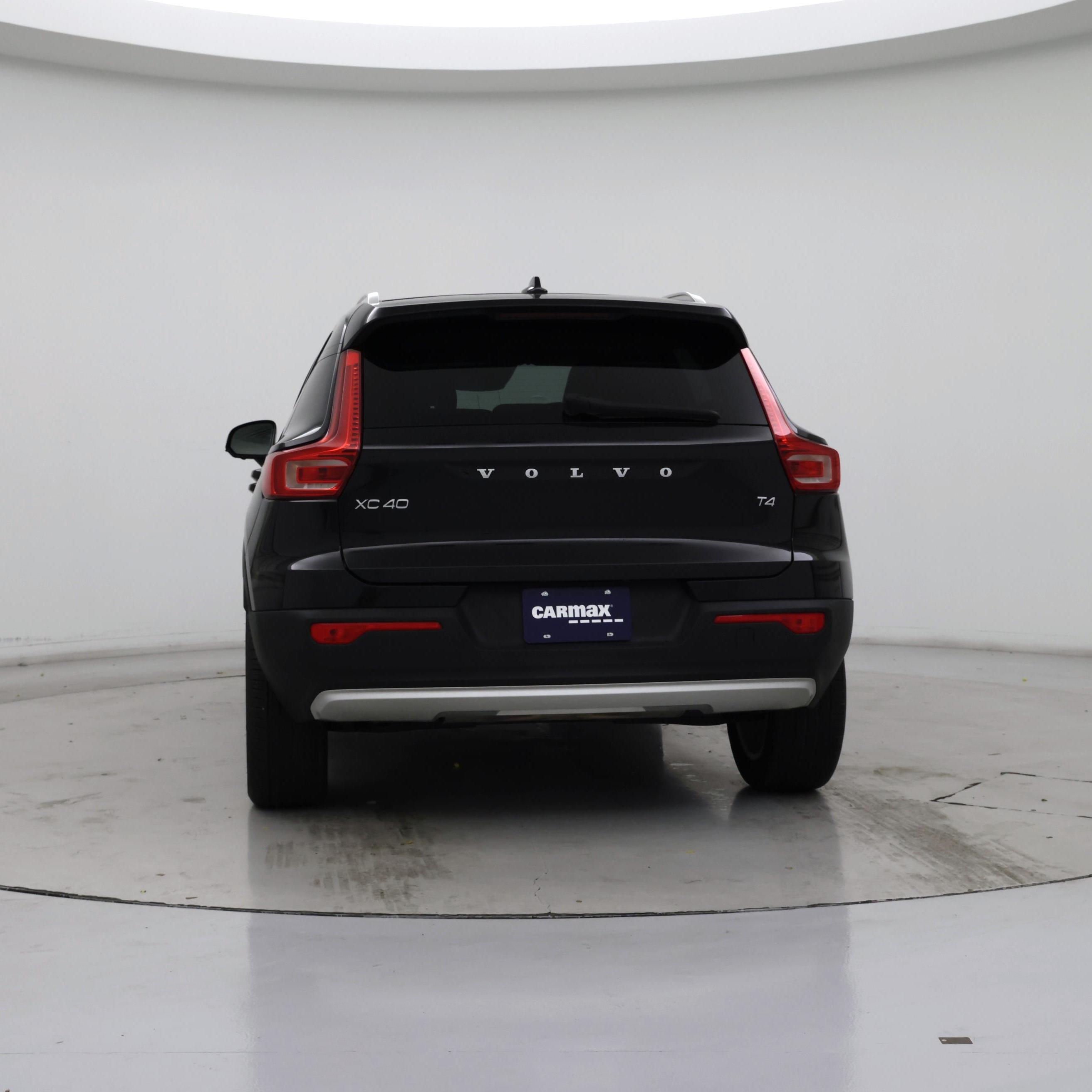 Thumbnail: 2022 Volvo XC40 - 6