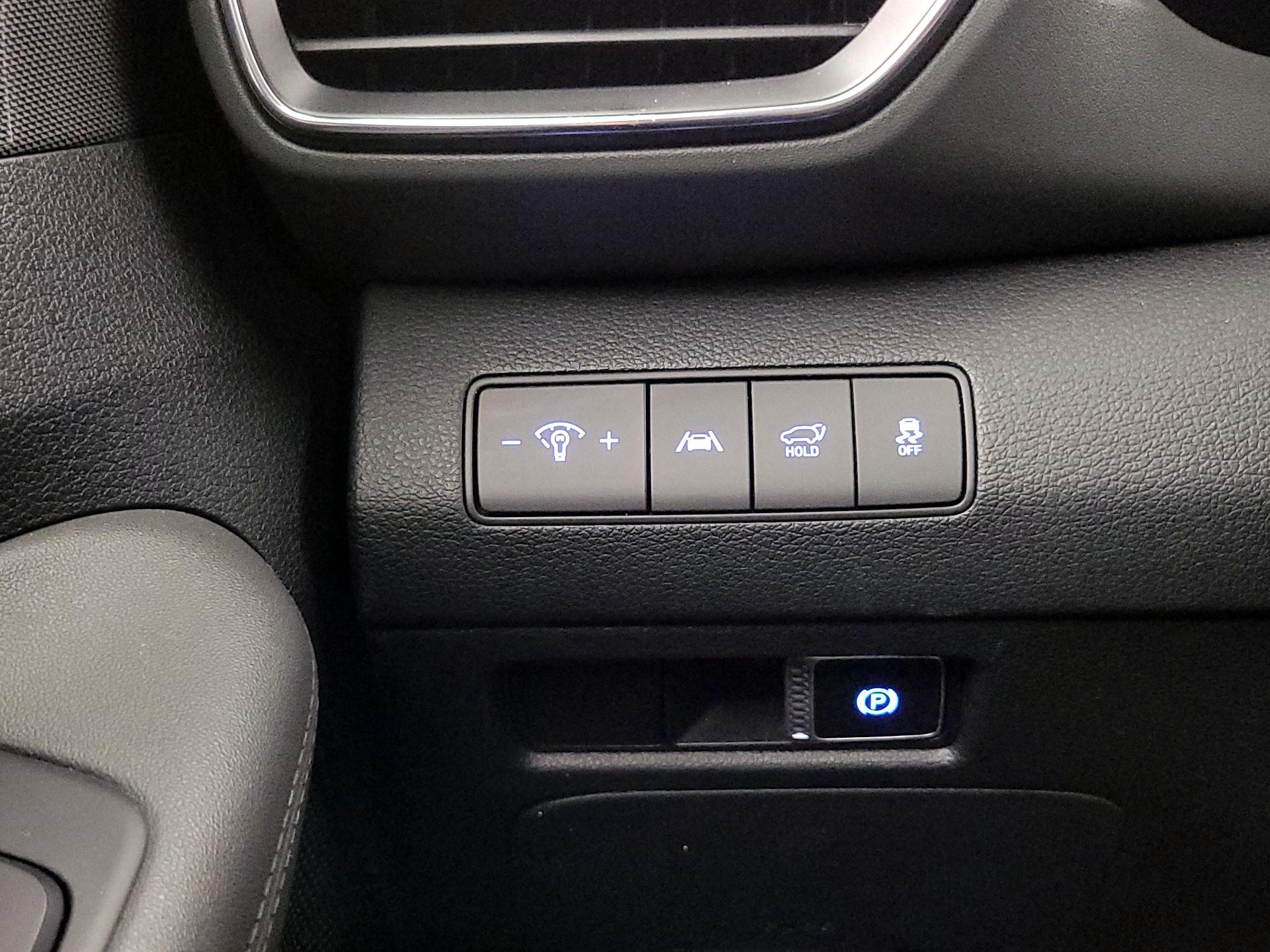 Thumbnail: 2023 Hyundai Santa Fe - 13