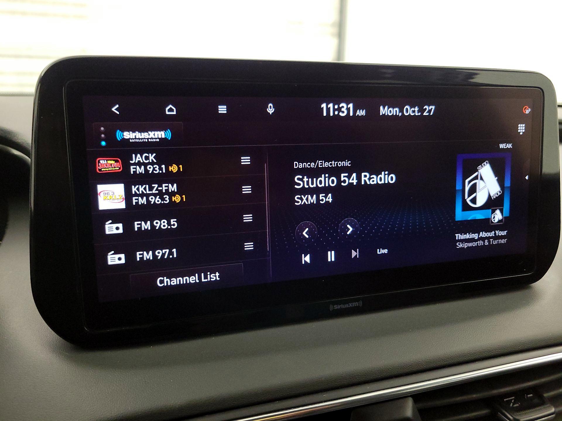 Thumbnail: 2023 Hyundai Santa Fe - 16