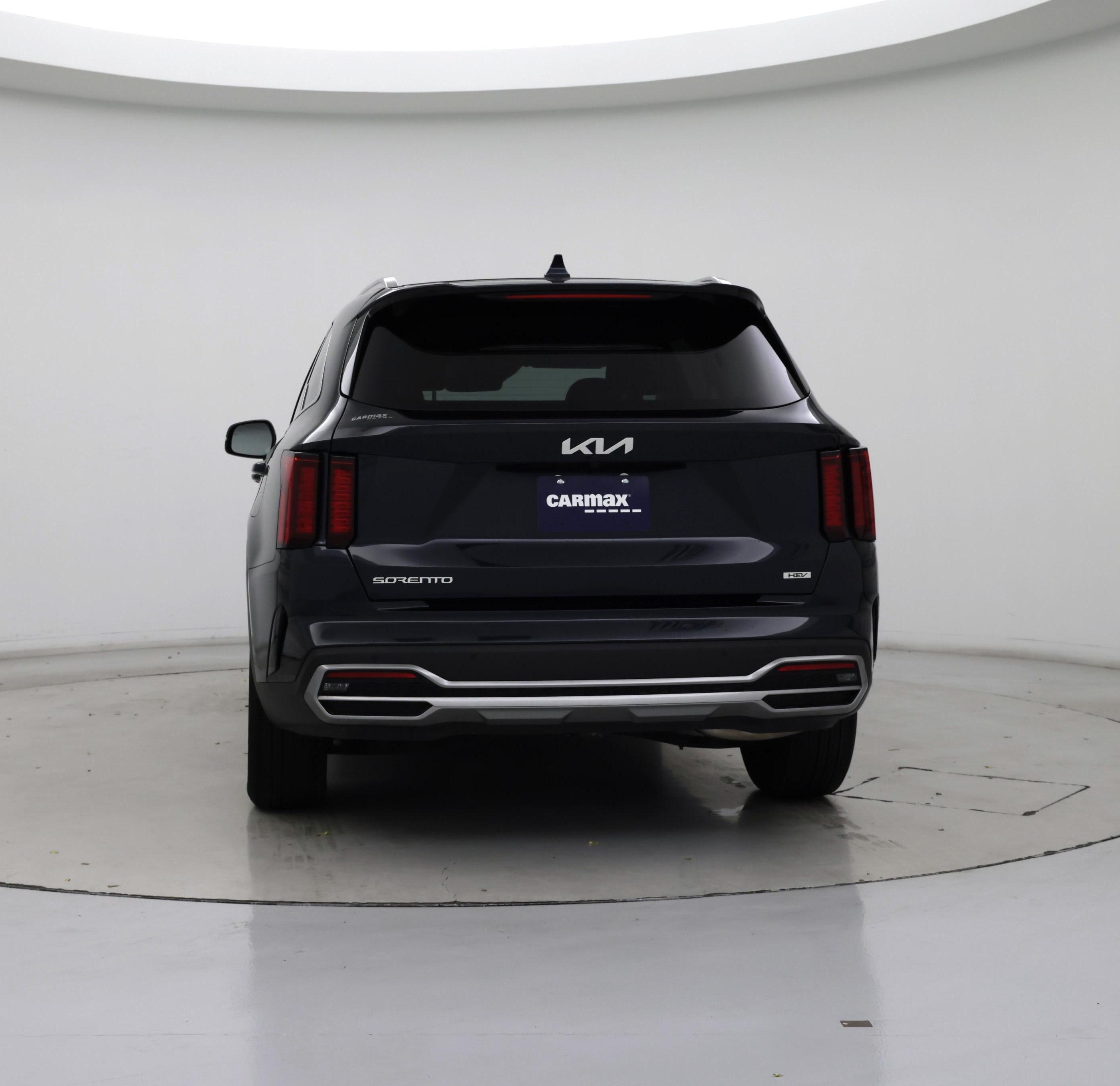 Thumbnail: 2023 Kia Sorento - 6