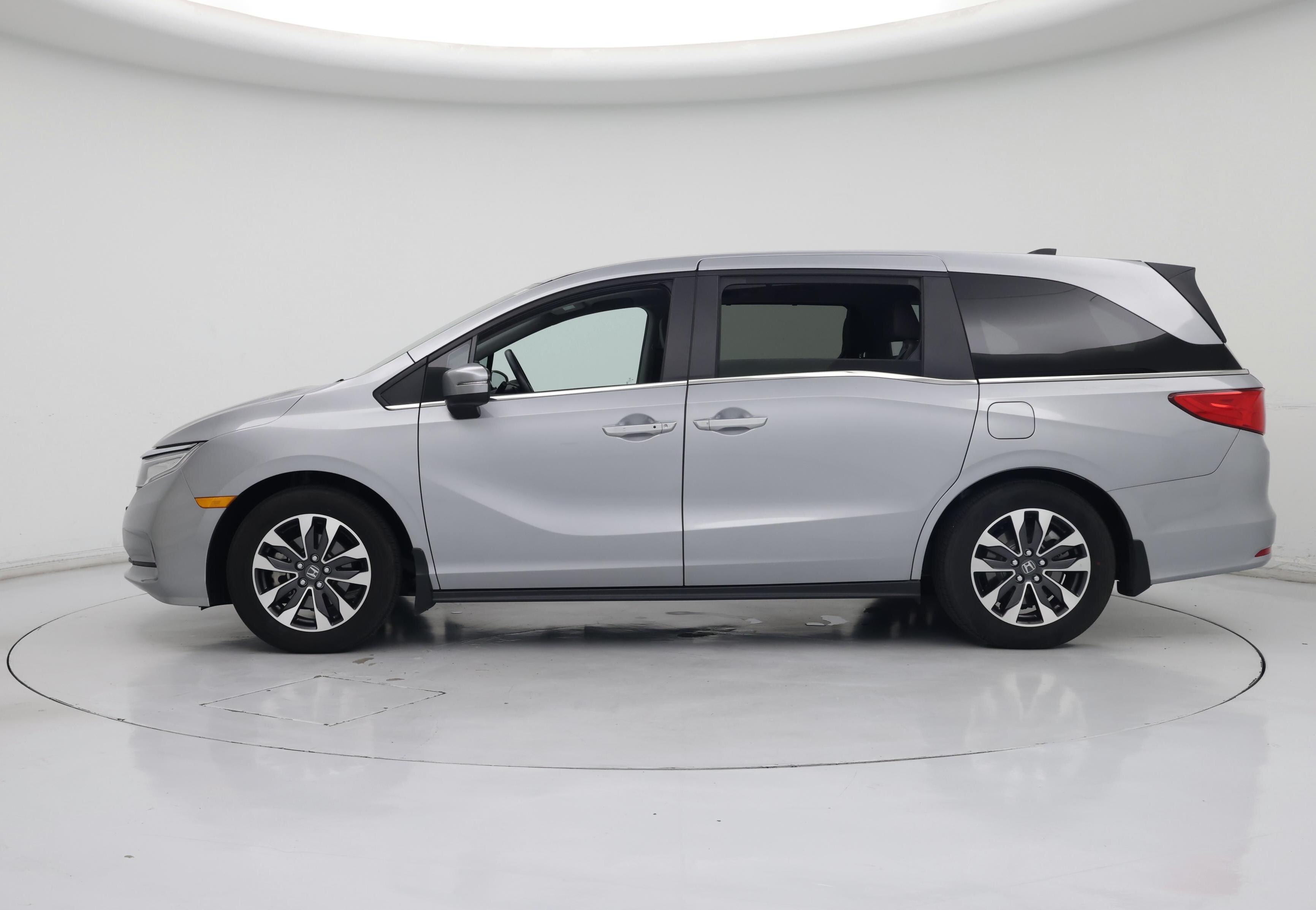 Thumbnail: 2024 Honda Odyssey - 3