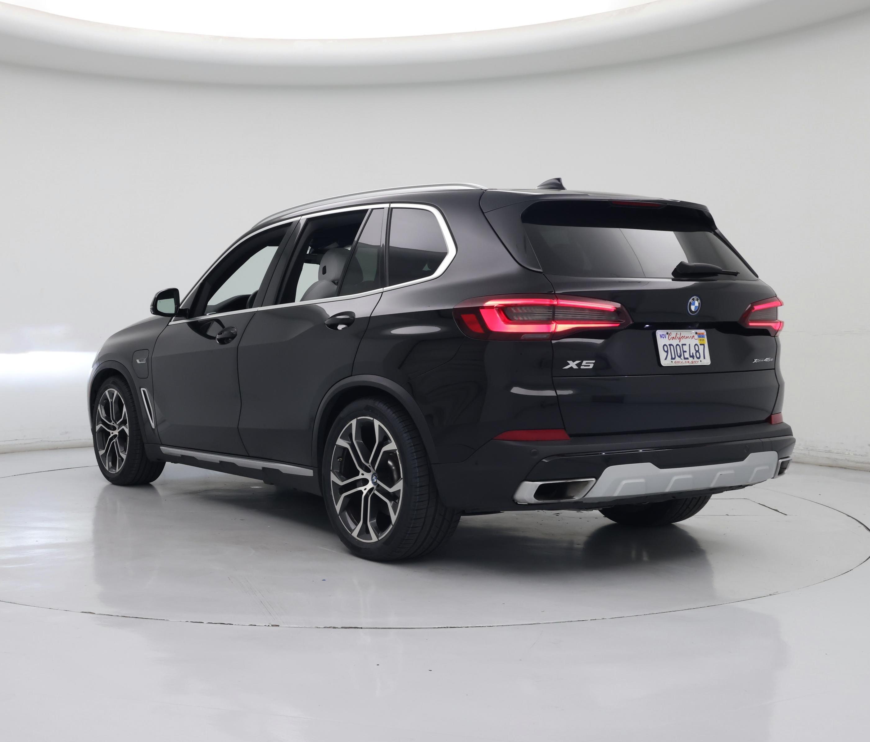 Thumbnail: 2023 BMW X5 - 2