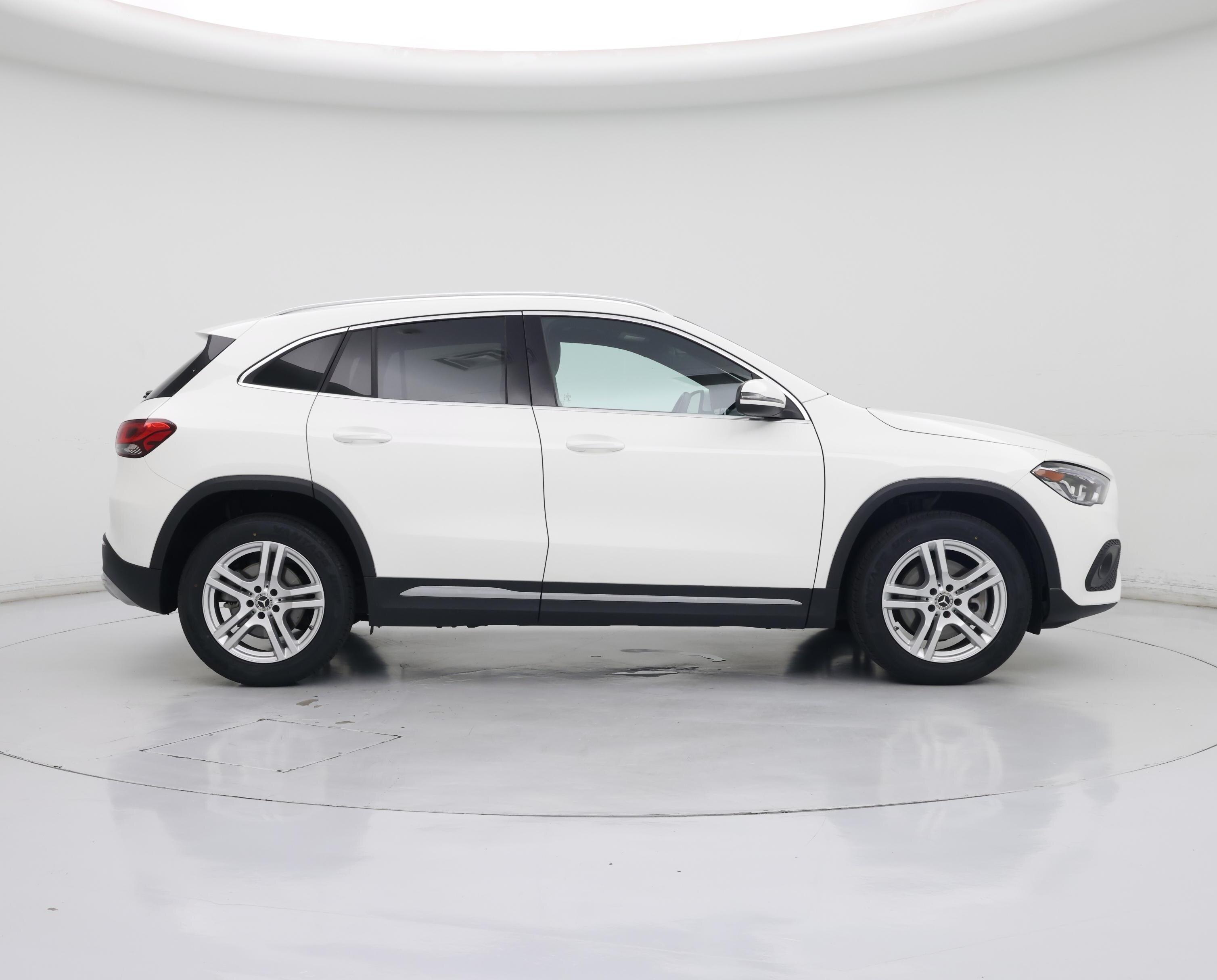 Thumbnail: 2022 Mercedes-Benz GLA - 7