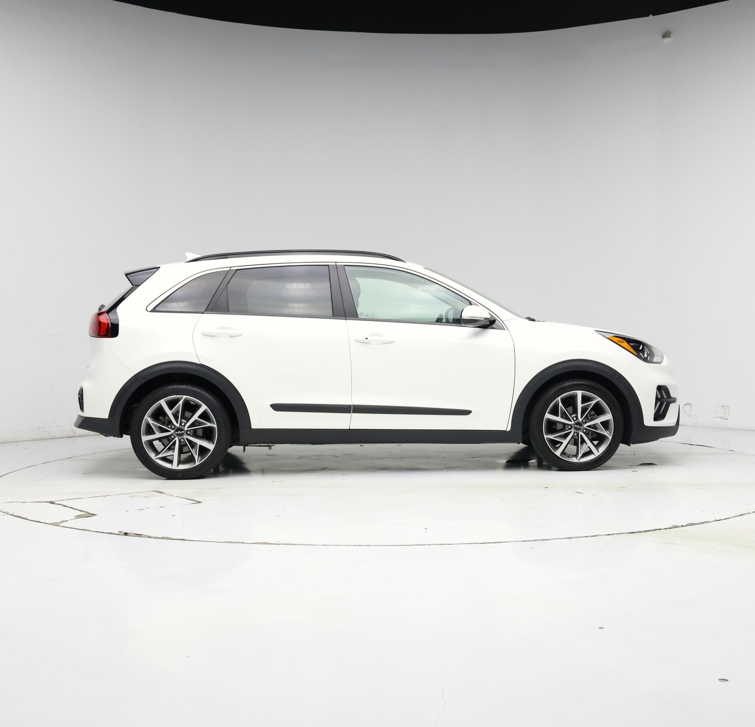 Thumbnail: 2022 Kia Niro - 7