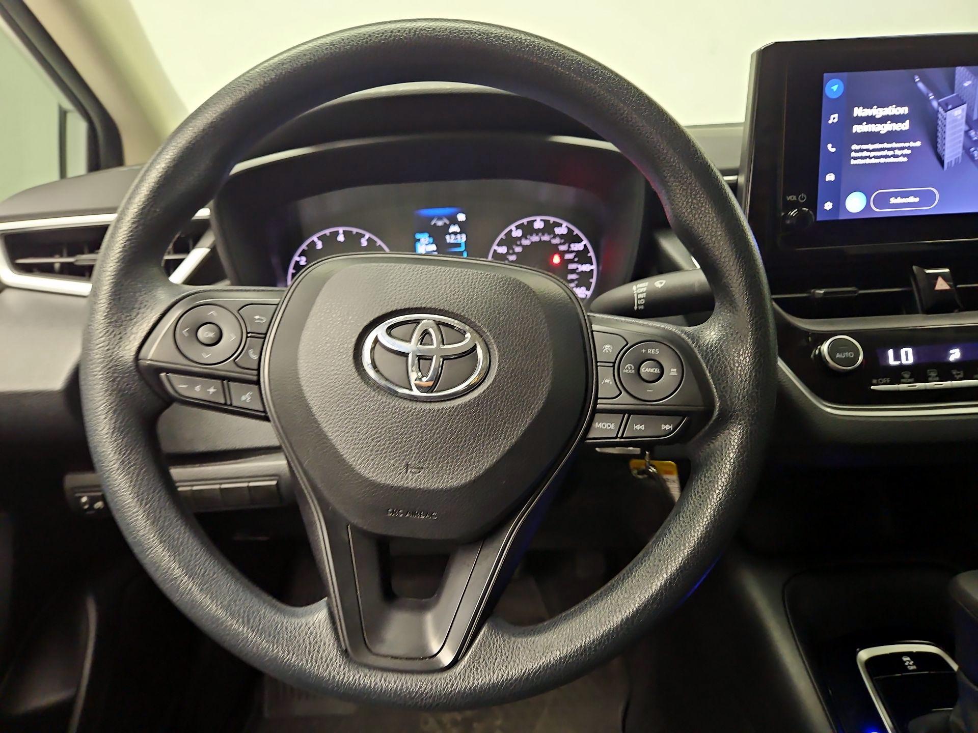 Thumbnail: 2023 Toyota Corolla - 10