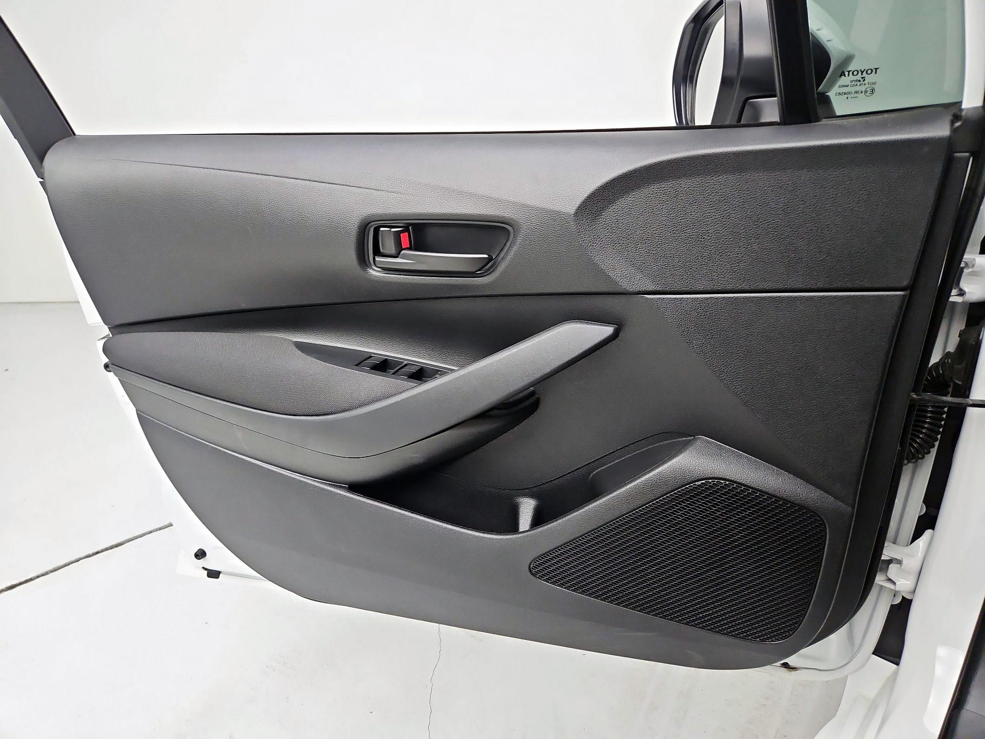 Thumbnail: 2023 Toyota Corolla - 12