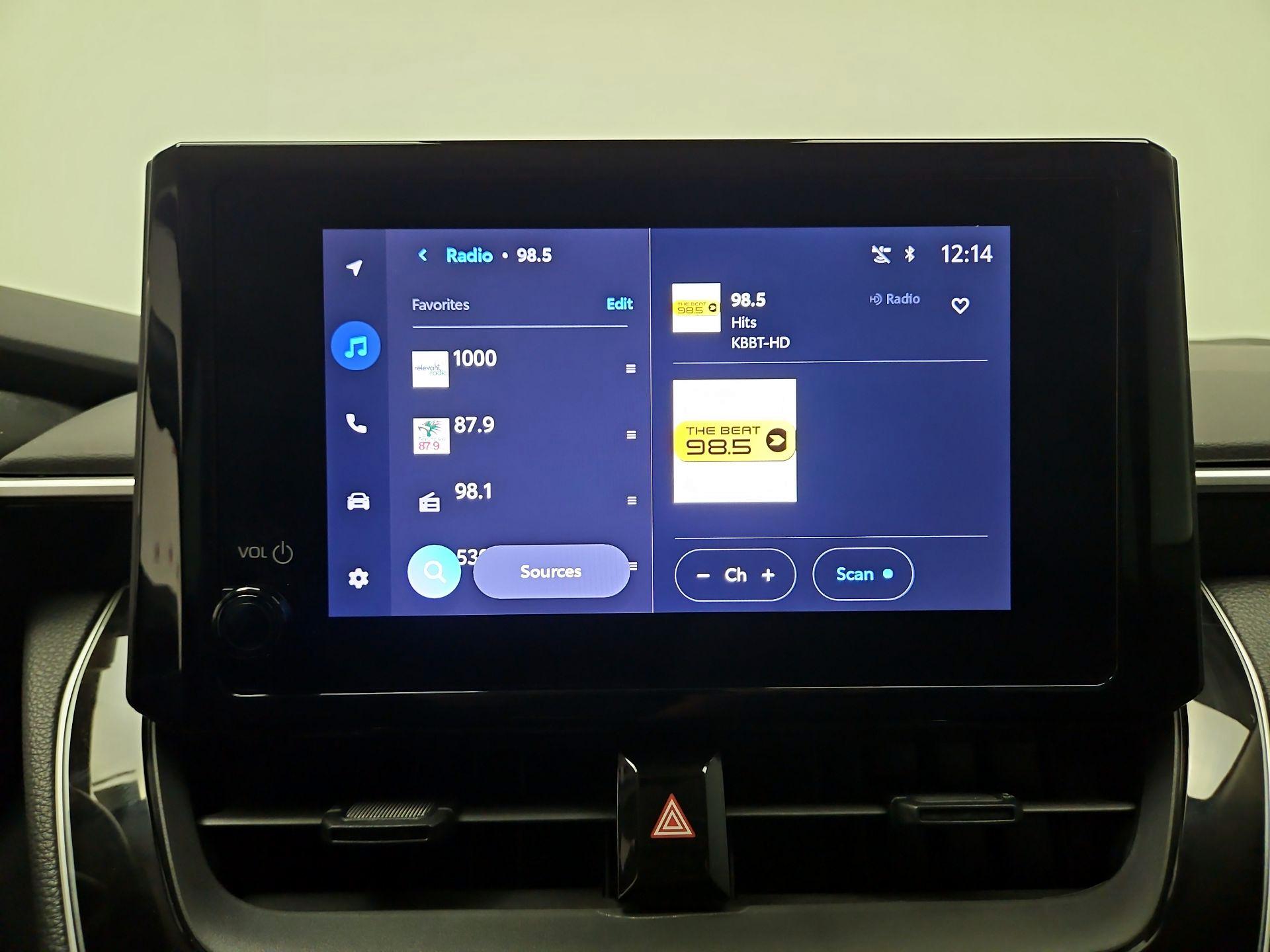 Thumbnail: 2023 Toyota Corolla - 14