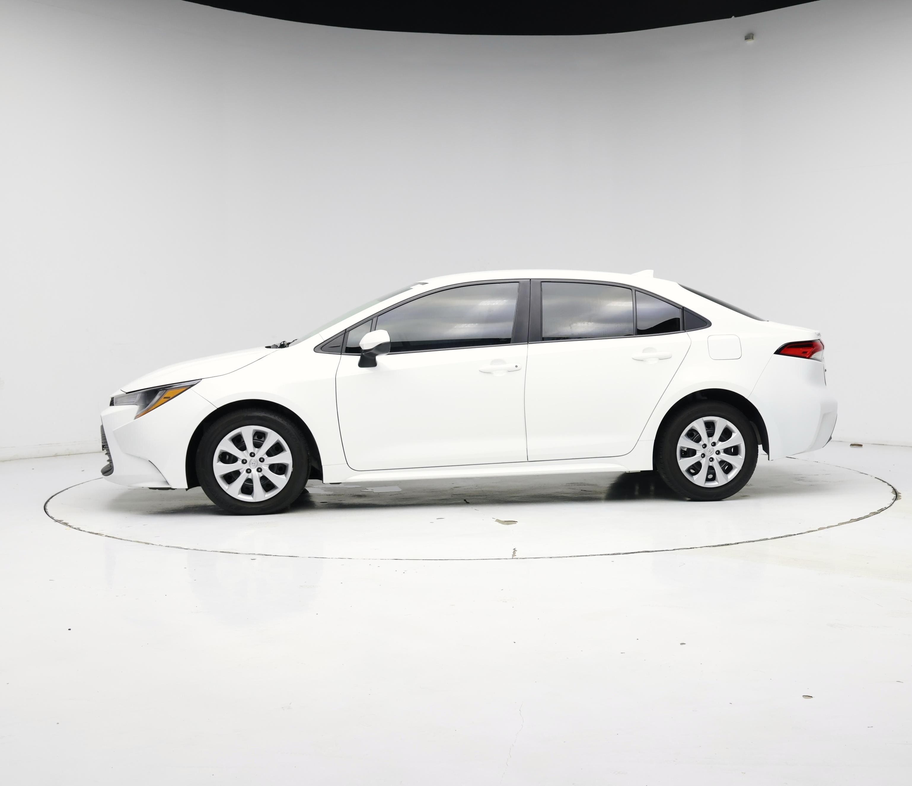 Thumbnail: 2023 Toyota Corolla - 3