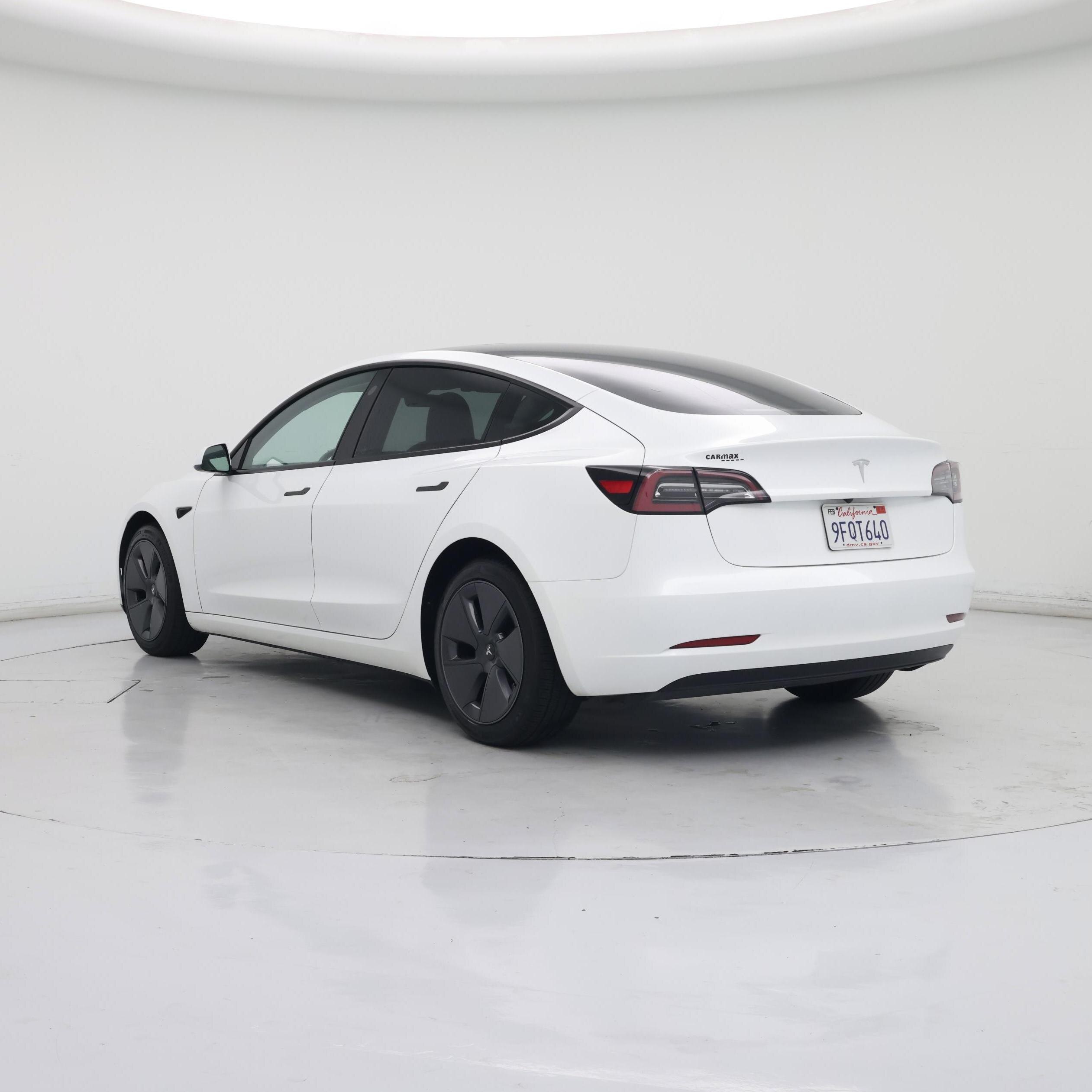 Thumbnail: 2023 Tesla Model 3 - 2