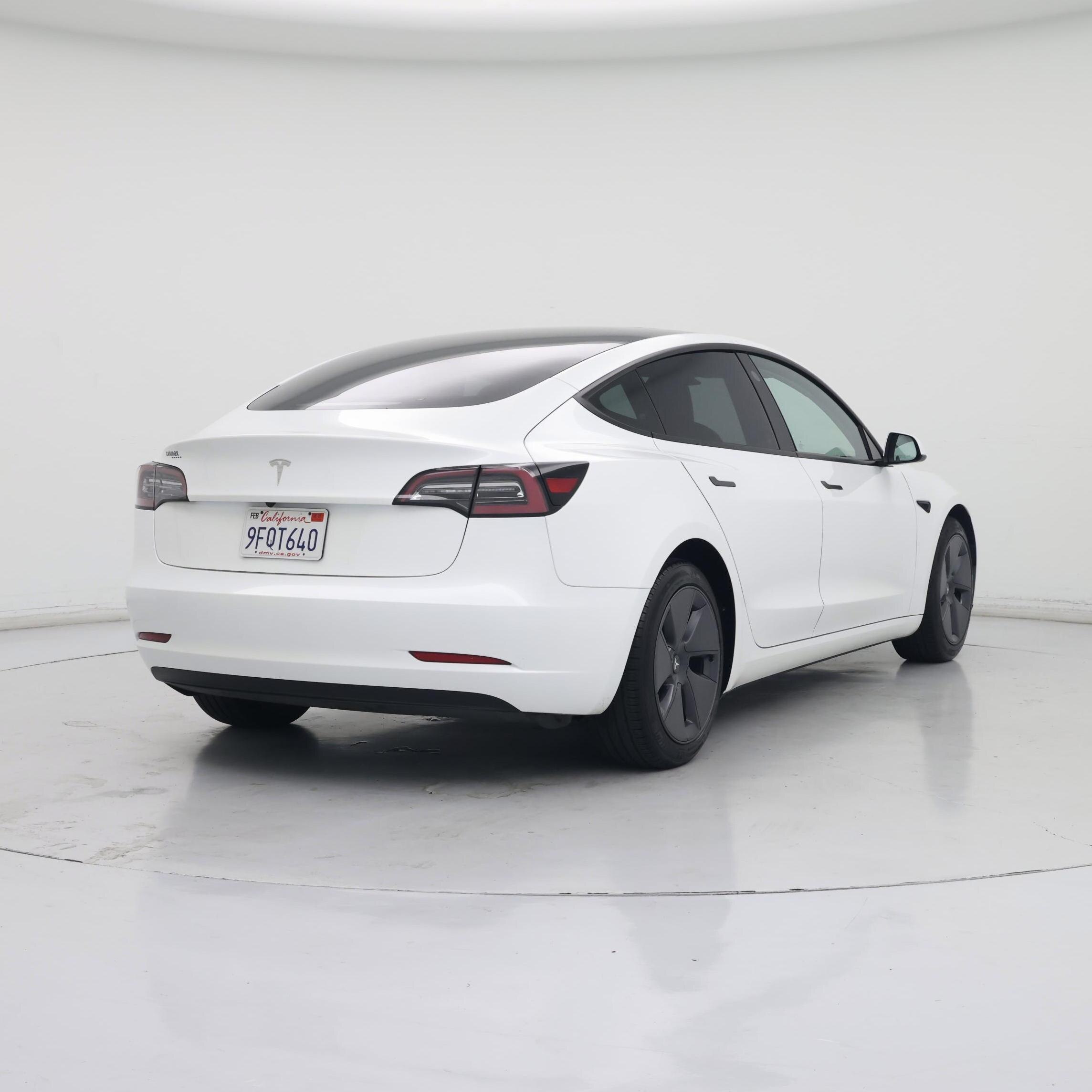 Thumbnail: 2023 Tesla Model 3 - 8