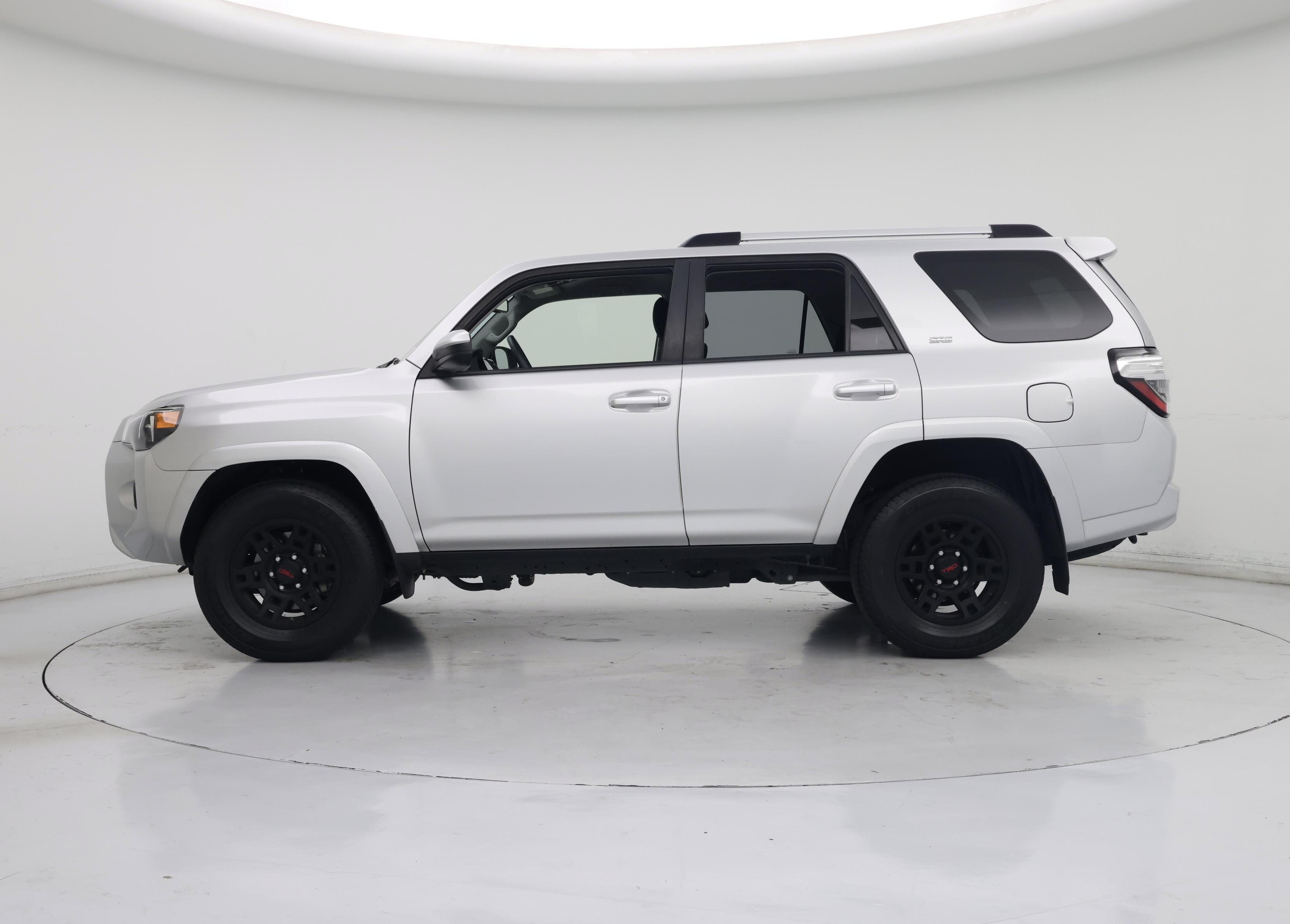 Thumbnail: 2021 Toyota 4Runner - 3
