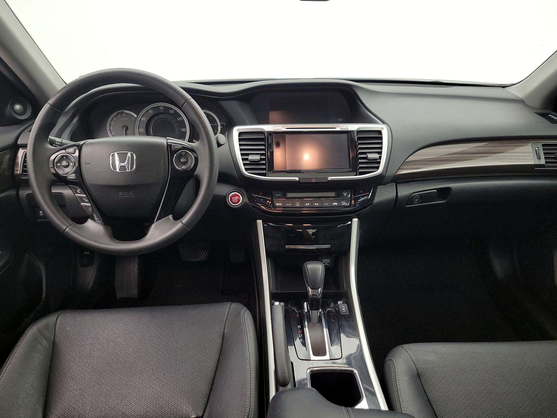Thumbnail: 2017 Honda Accord - 9