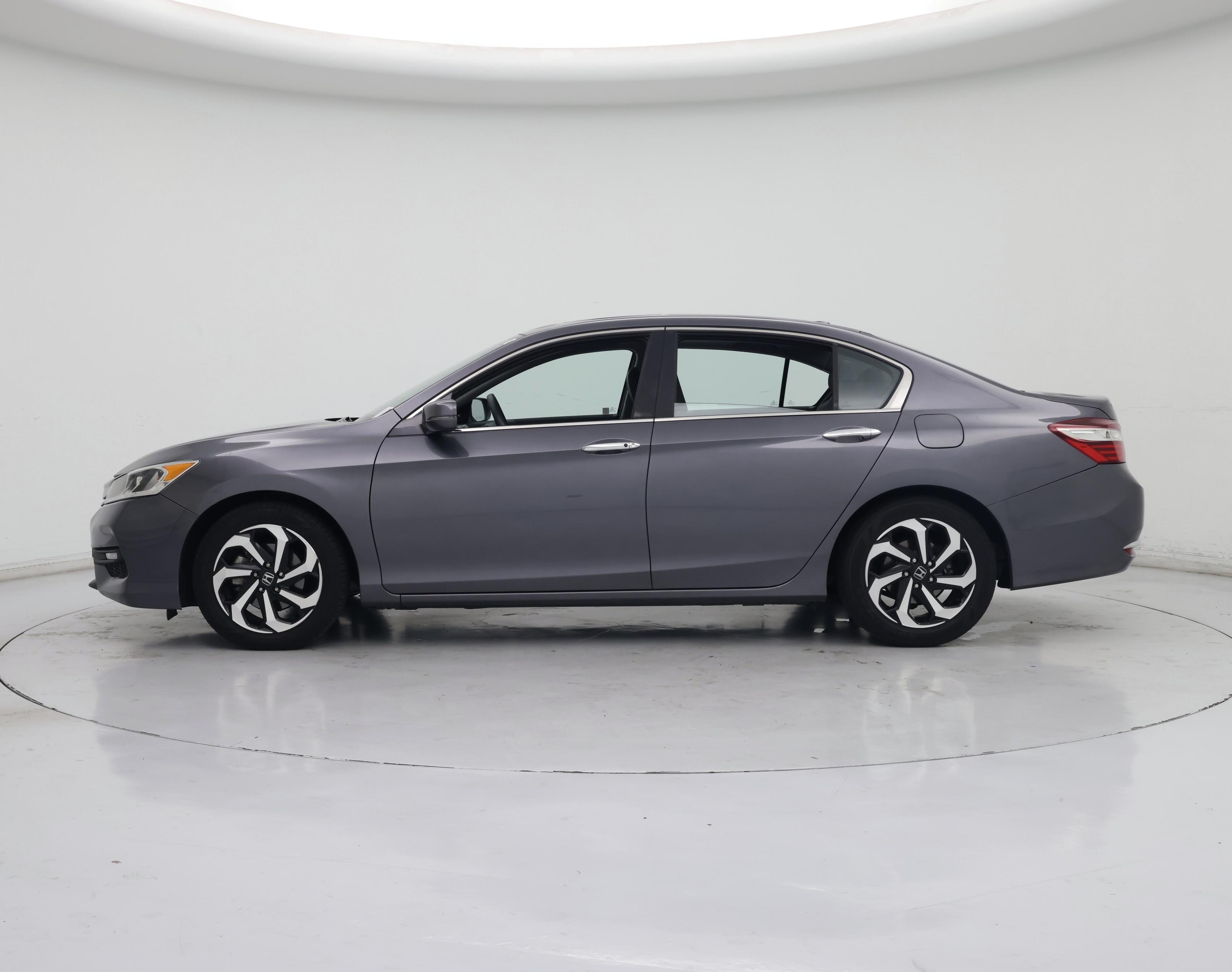 Thumbnail: 2017 Honda Accord - 3