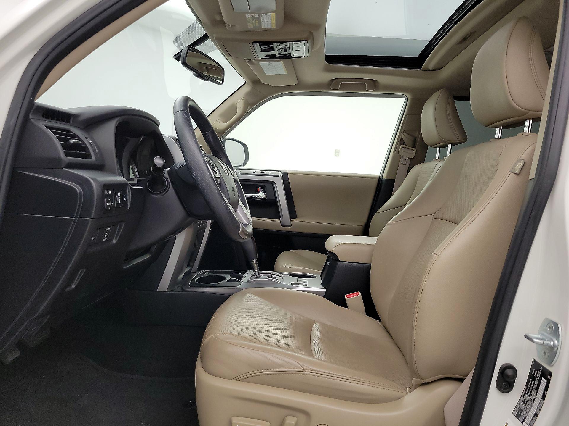 Thumbnail: 2019 Toyota 4Runner - 11