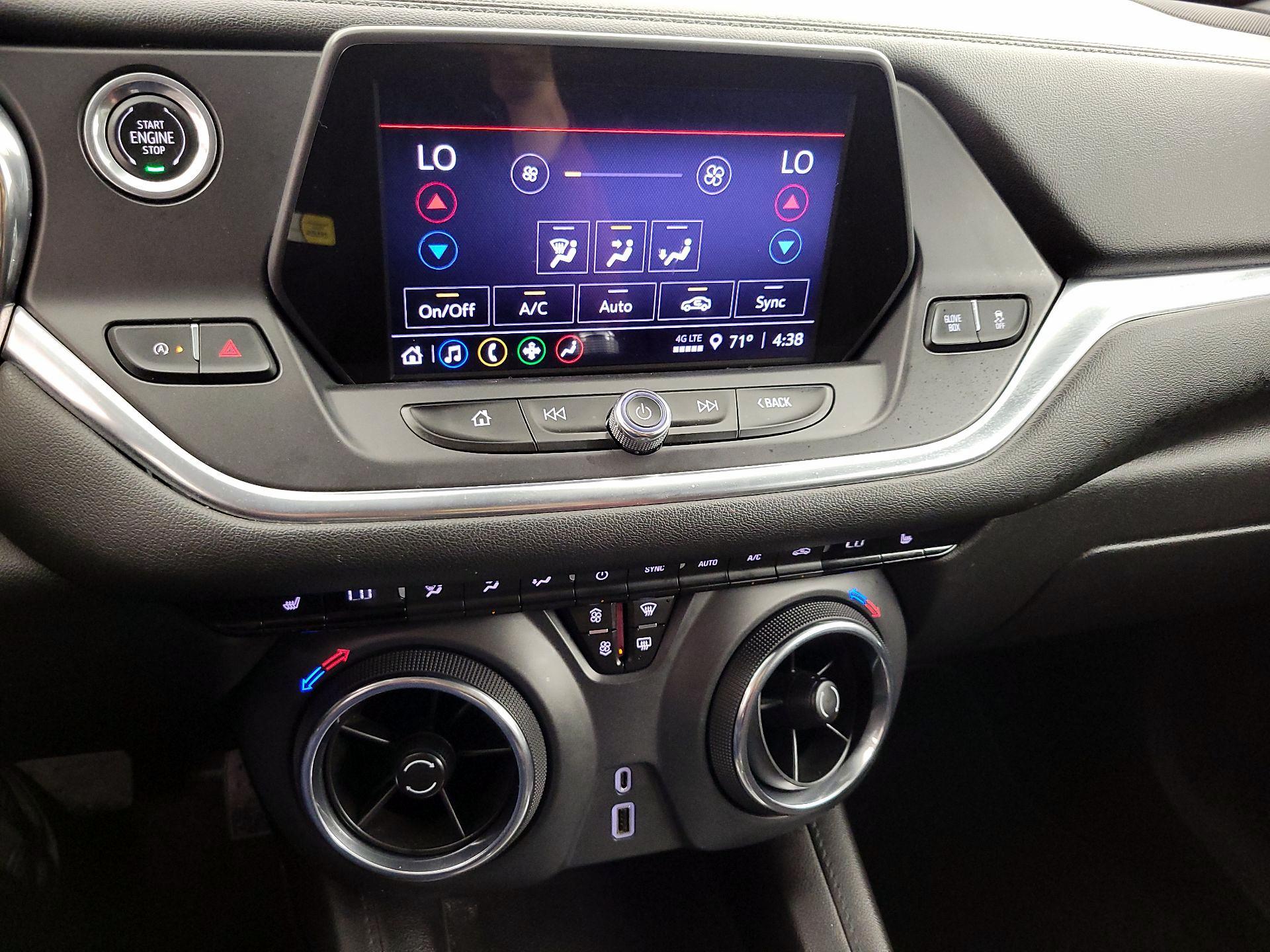 Thumbnail: 2021 Chevrolet Blazer - 16