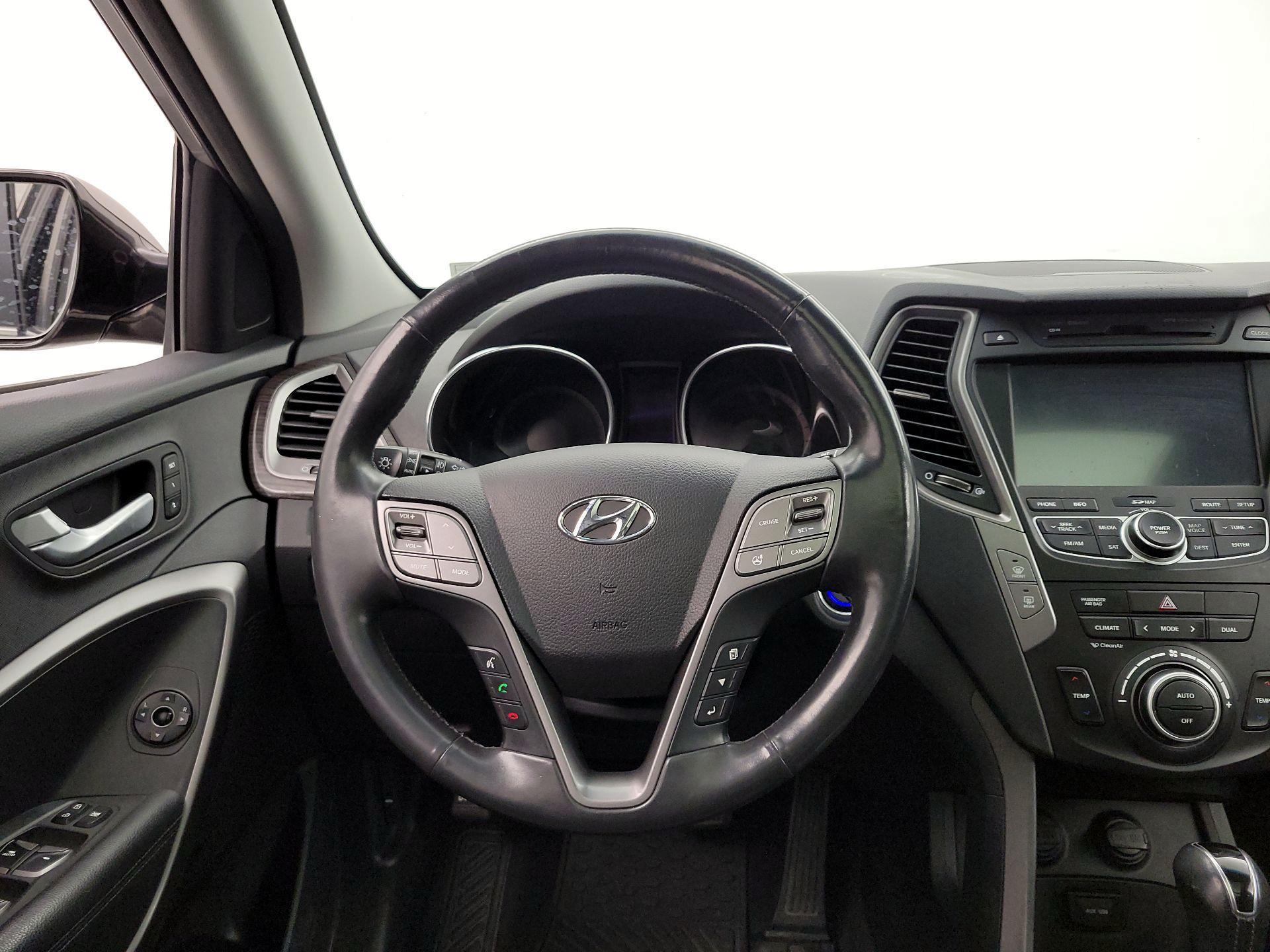 Thumbnail: 2014 Hyundai Santa Fe - 10