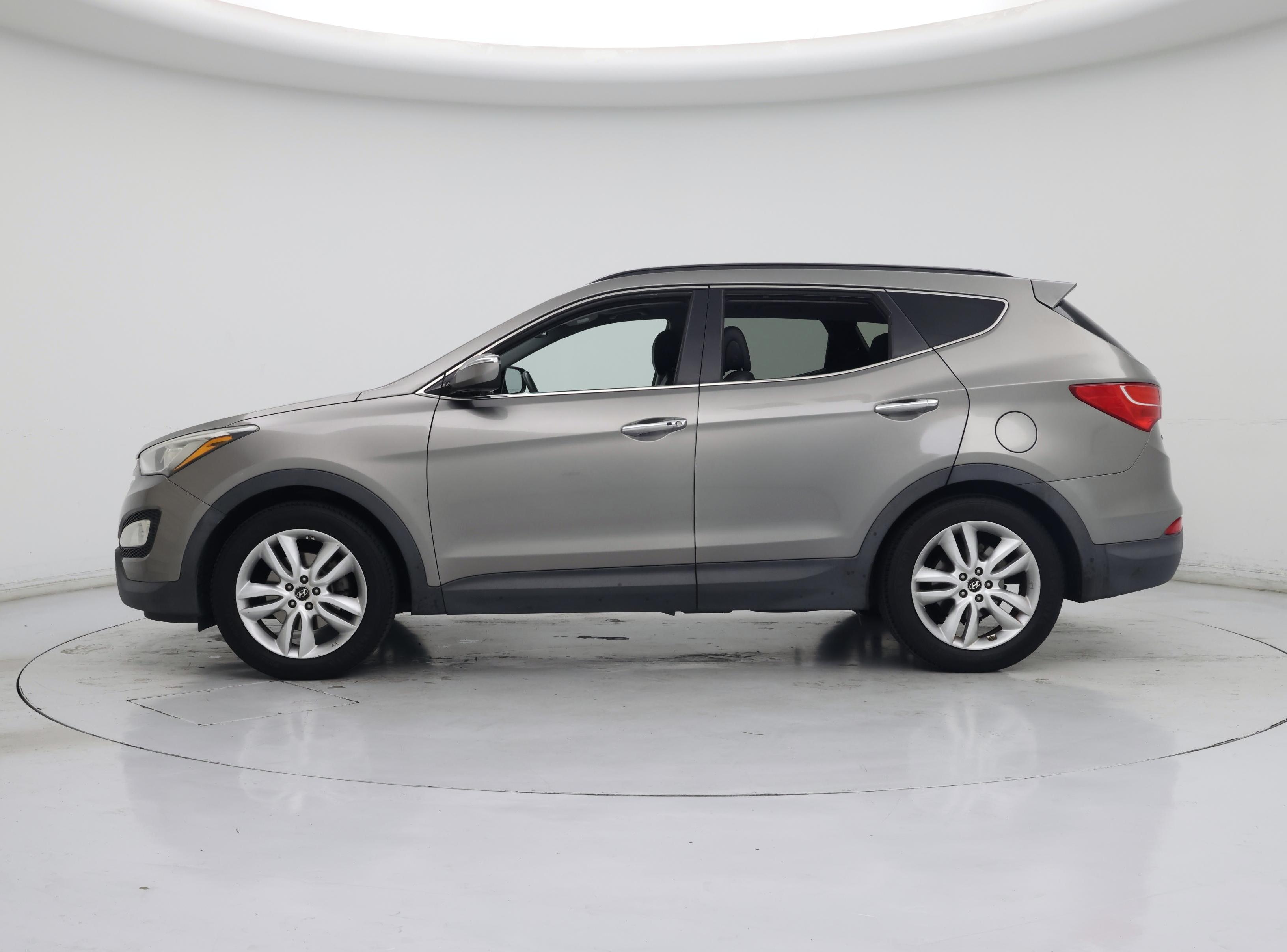 Thumbnail: 2014 Hyundai Santa Fe - 3