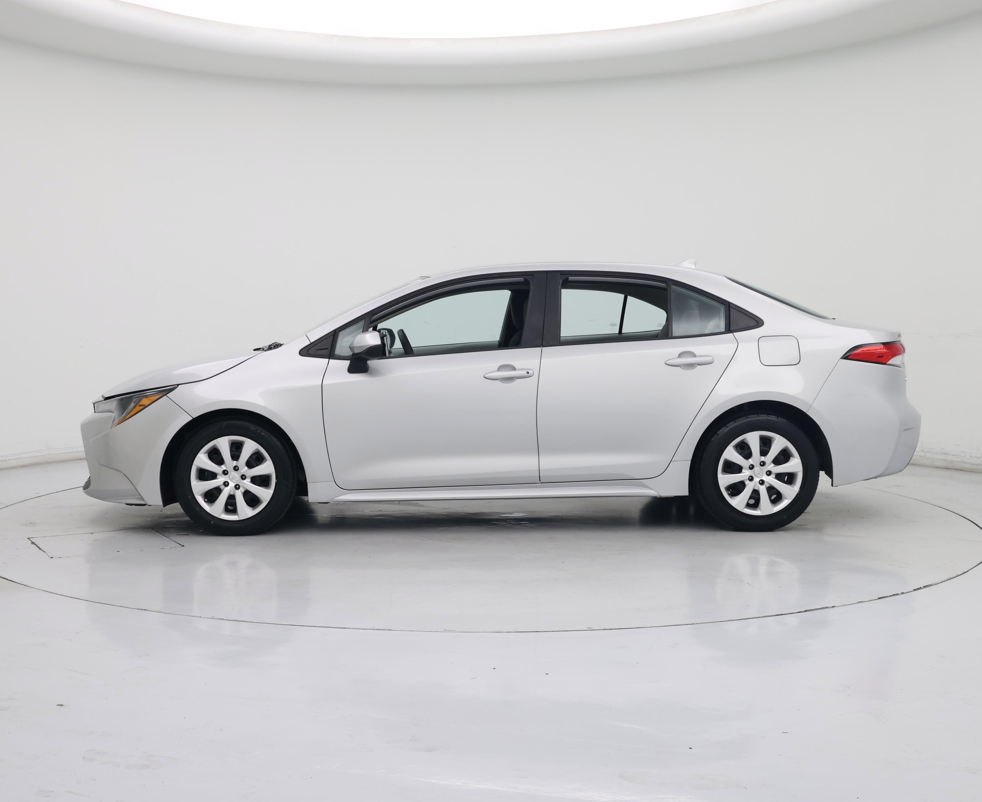 Thumbnail: 2021 Toyota Corolla - 3