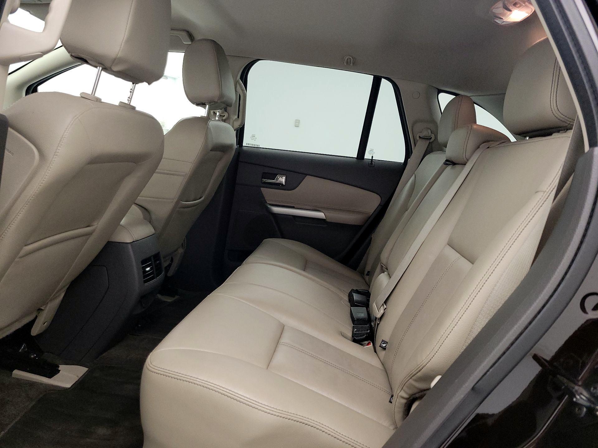 Thumbnail: 2014 Ford Edge - 19