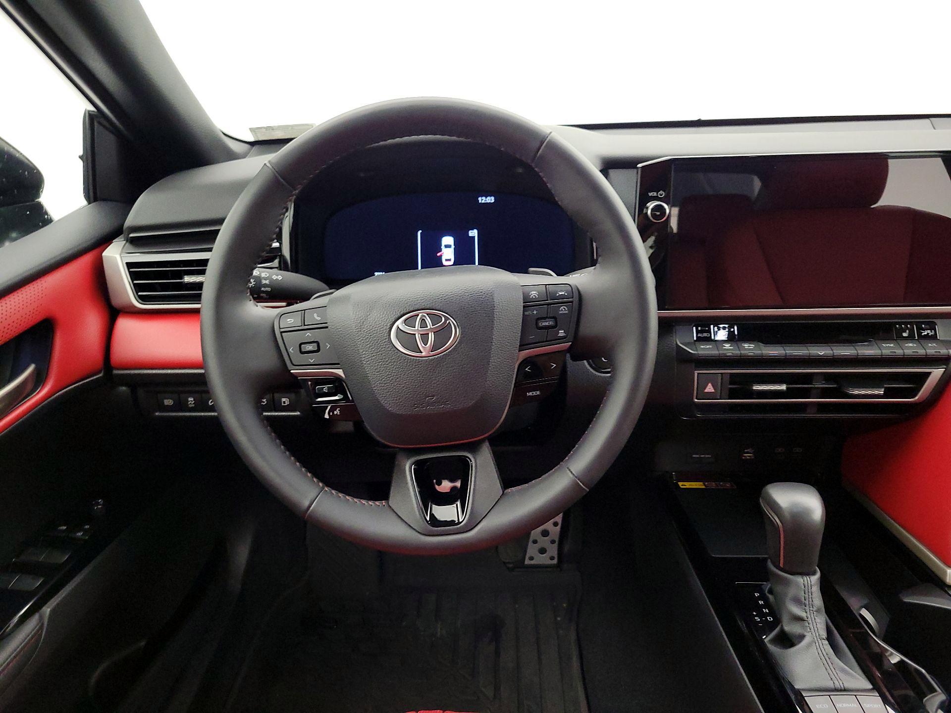 Thumbnail: 2025 Toyota Camry - 10