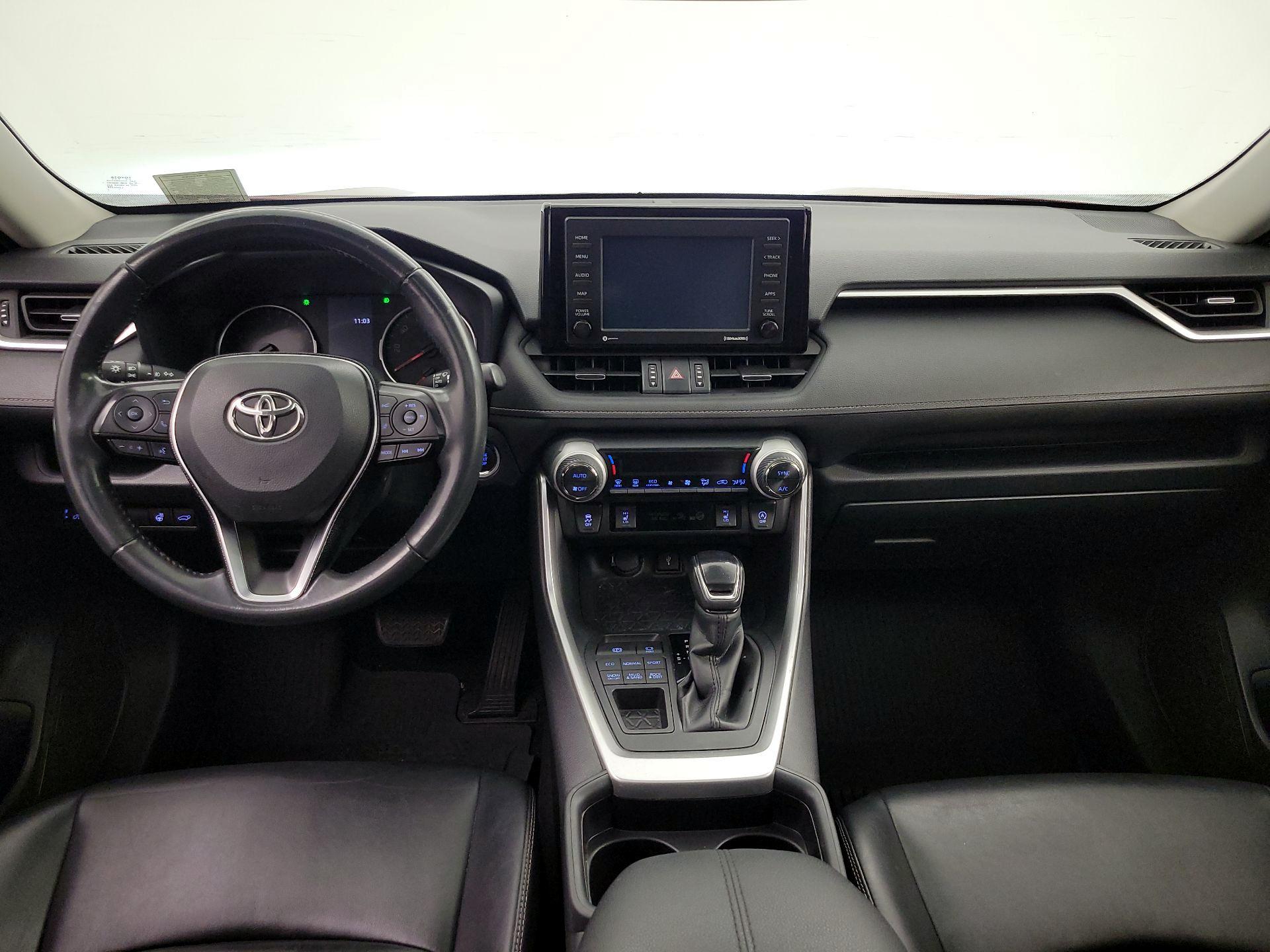 Thumbnail: 2021 Toyota RAV4 - 9