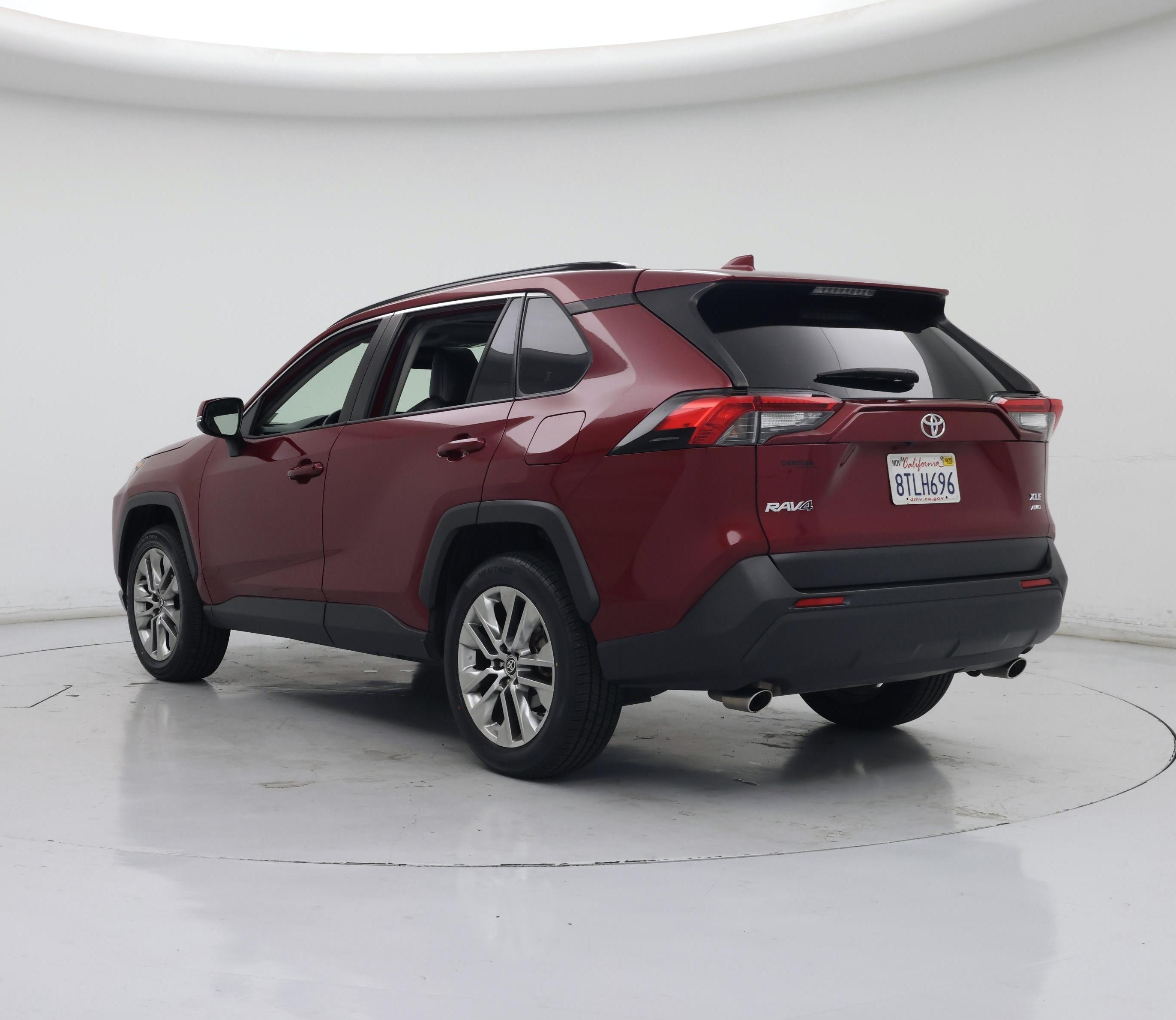 Thumbnail: 2021 Toyota RAV4 - 2