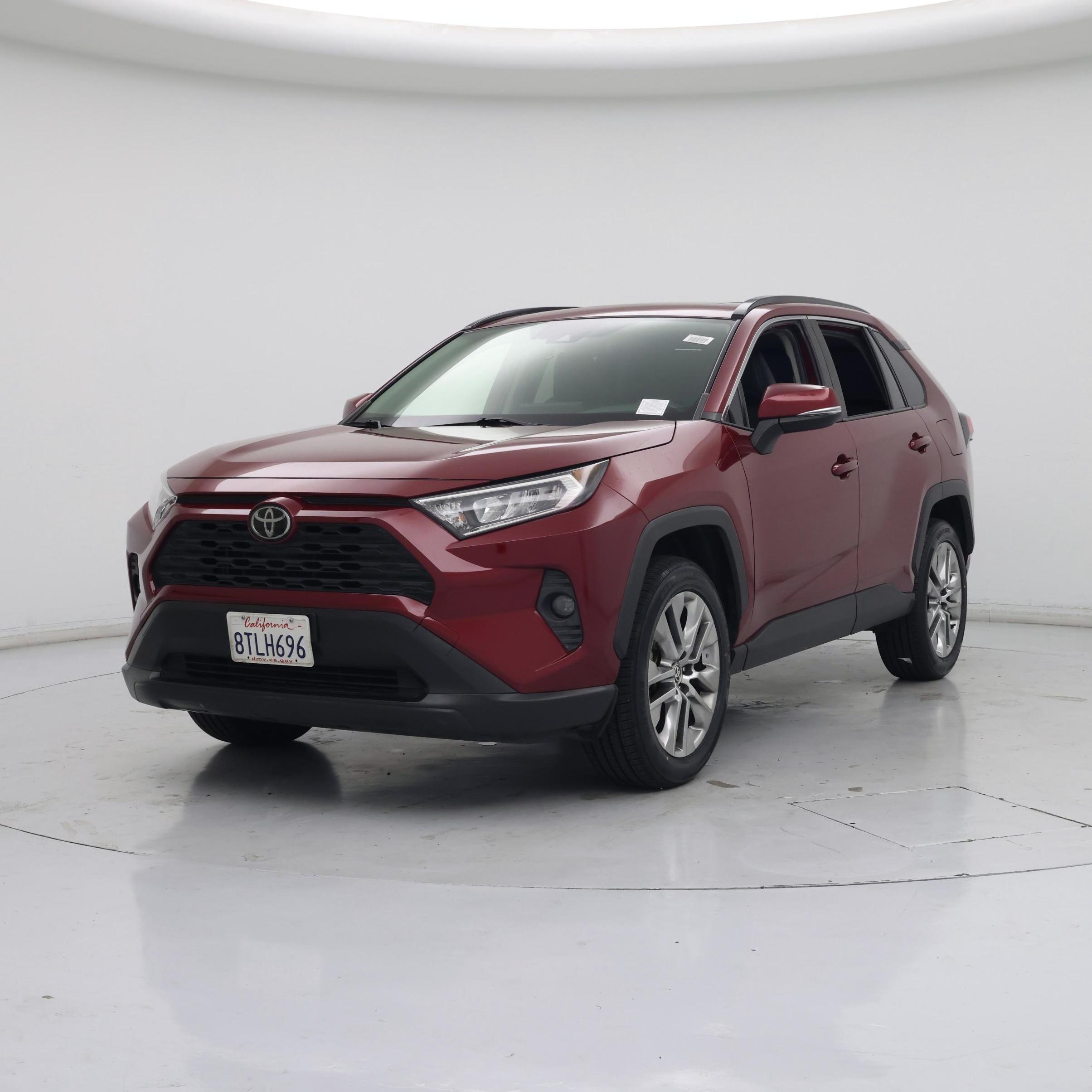Thumbnail: 2021 Toyota RAV4 - 4
