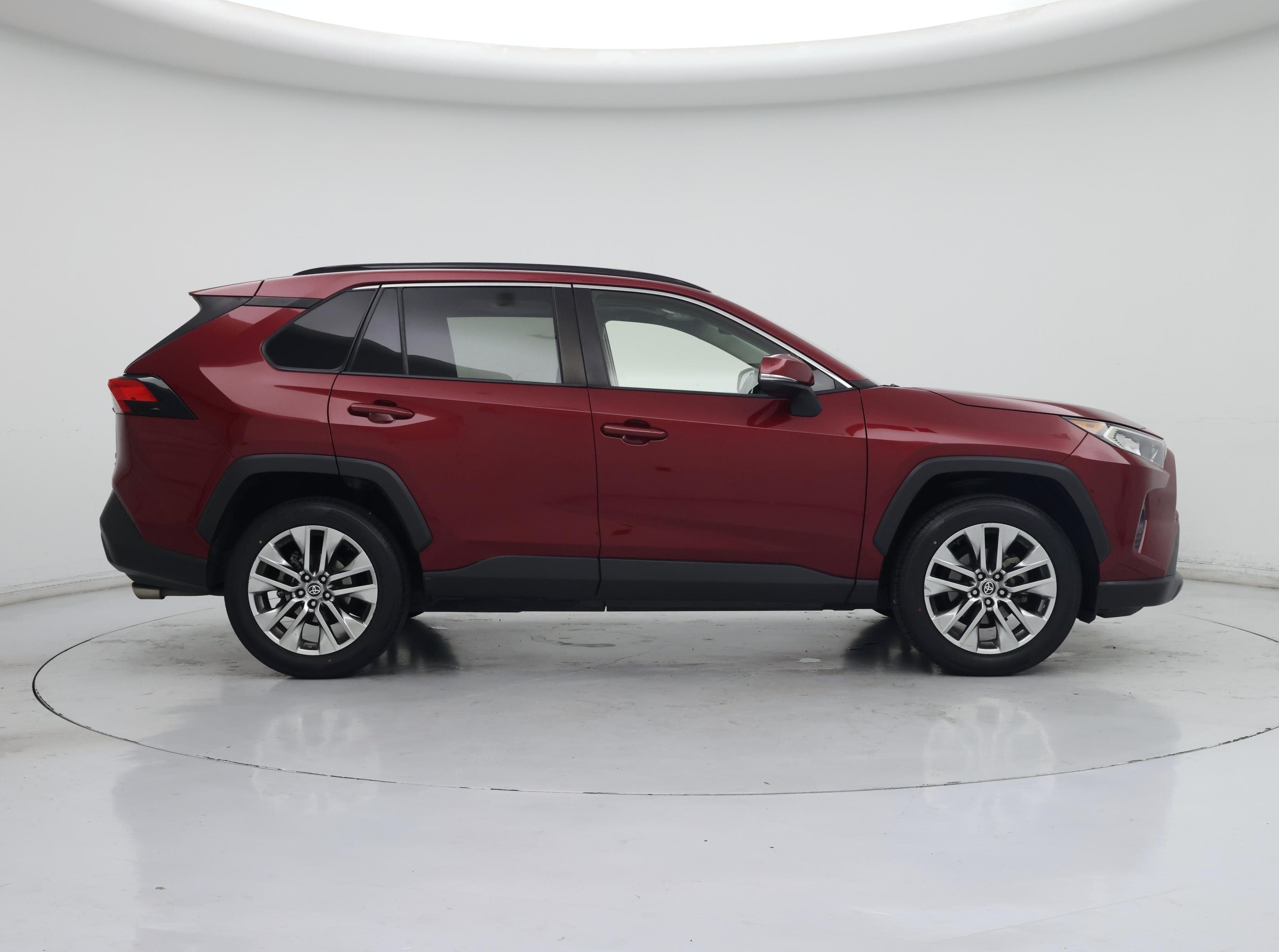 Thumbnail: 2021 Toyota RAV4 - 7