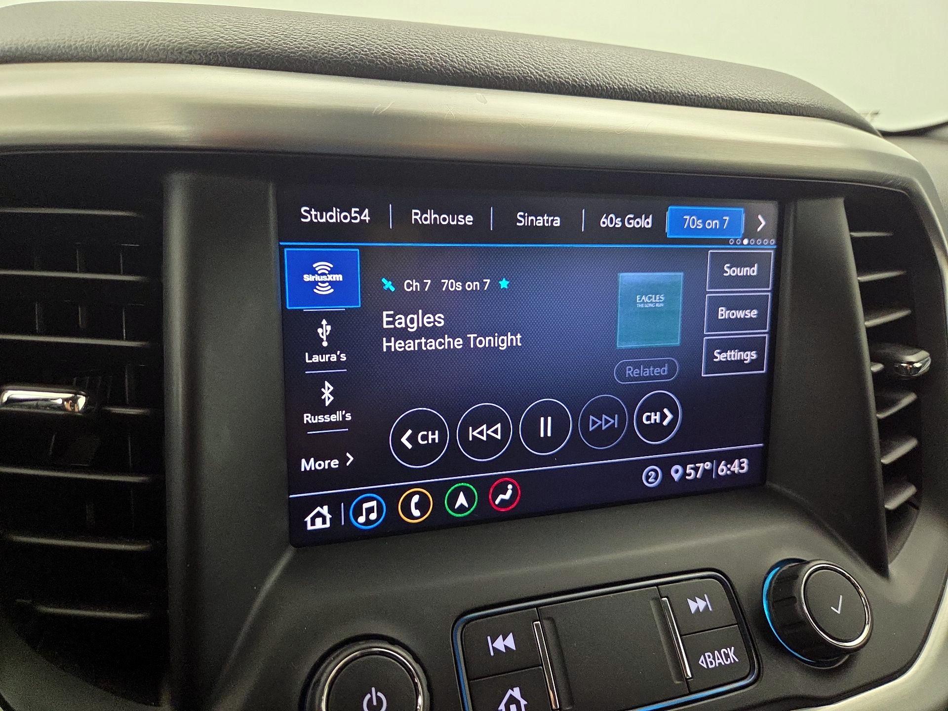 Thumbnail: 2020 GMC Acadia - 16