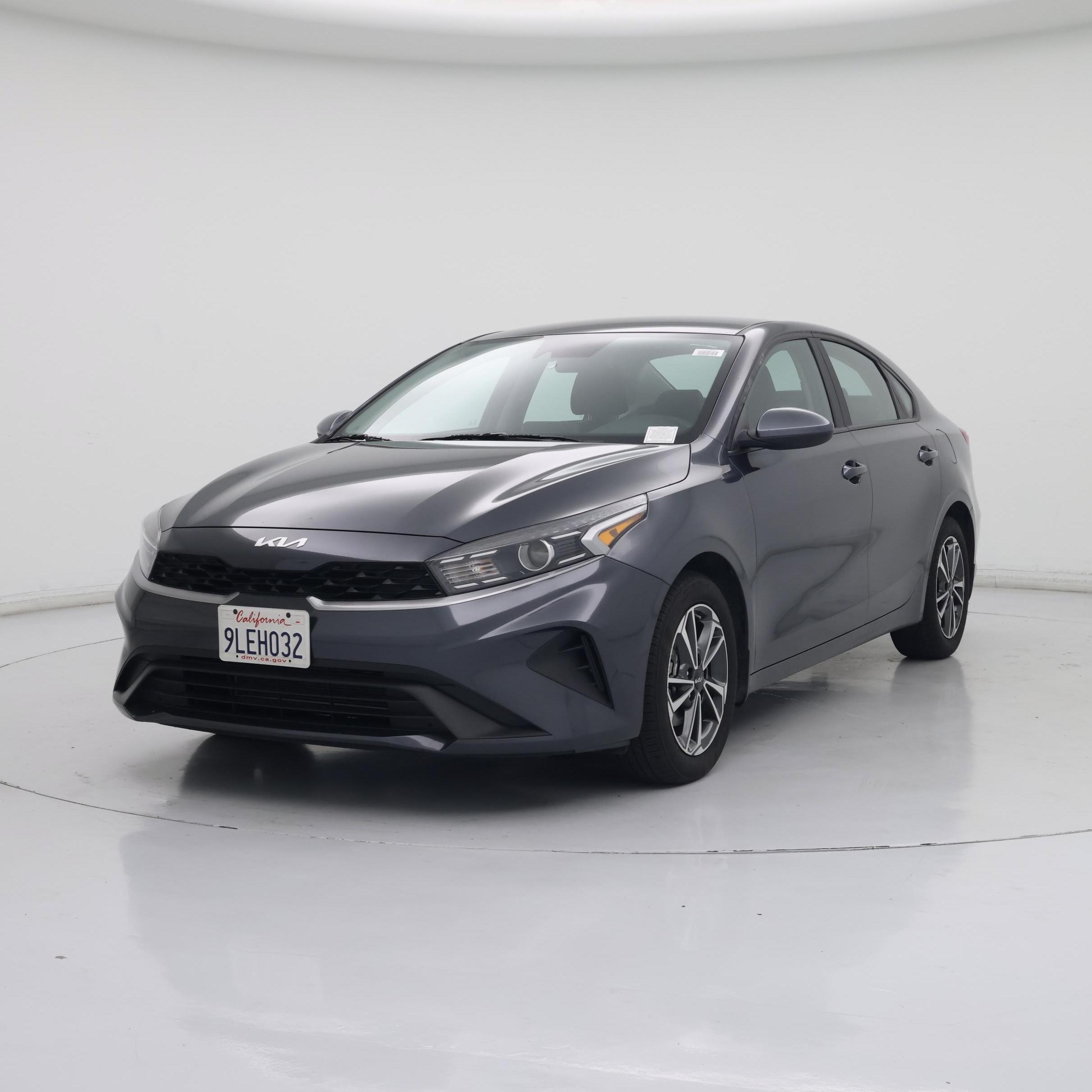 Thumbnail: 2024 Kia Forte - 4